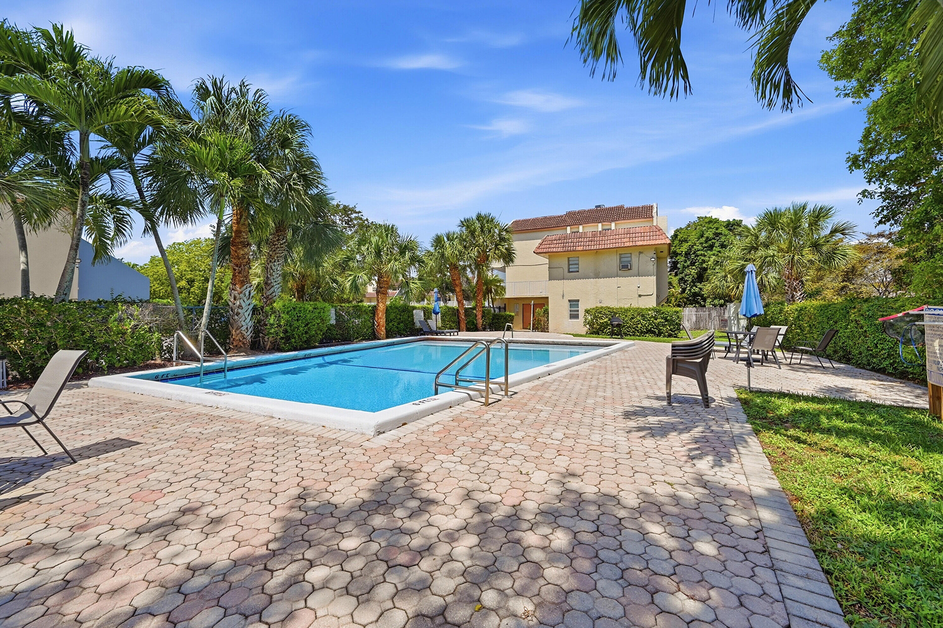 3760 NW 115TH #7-4, Coral Springs FL 33065