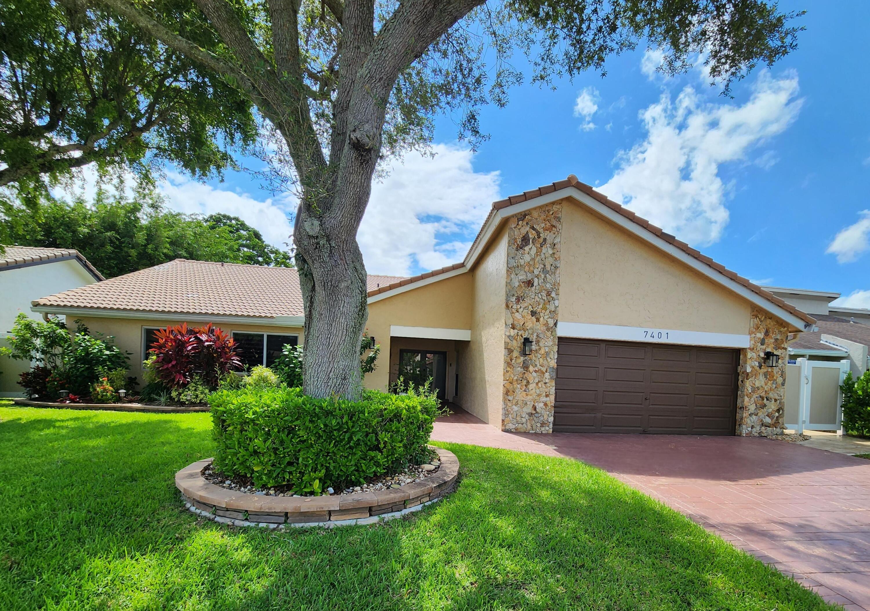 7401 CORKWOOD, Tamarac FL 33321