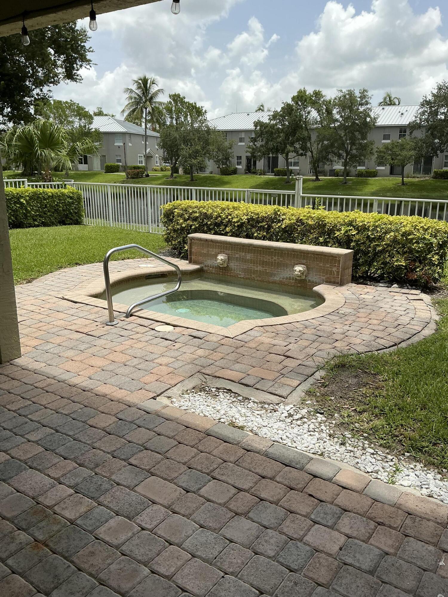 108 Kensington, Royal Palm Beach FL 33411