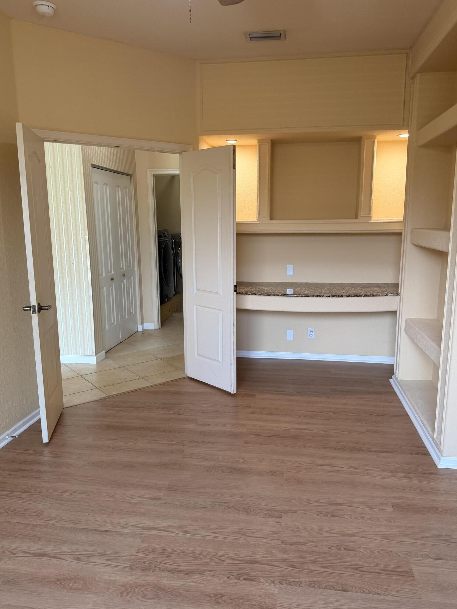 108 Kensington, Royal Palm Beach FL 33411