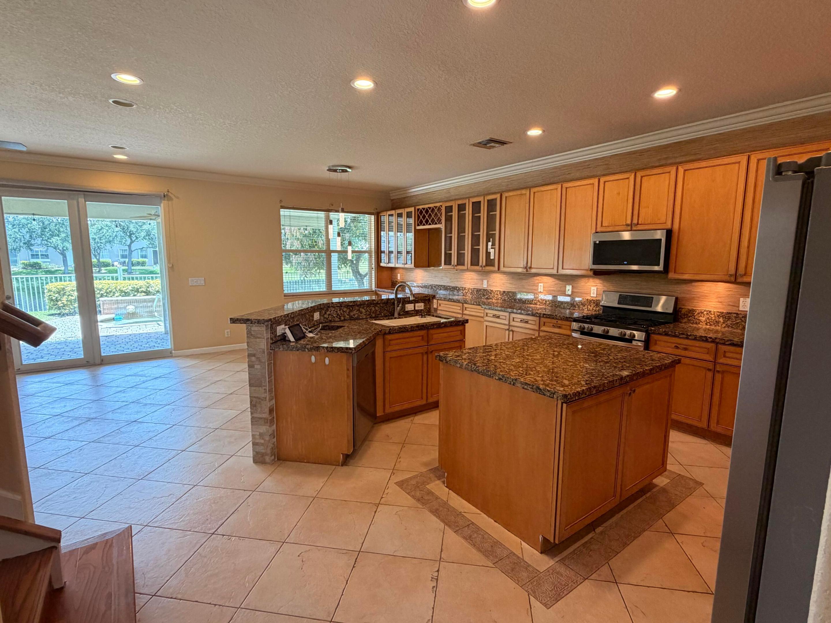 108 Kensington, Royal Palm Beach FL 33411