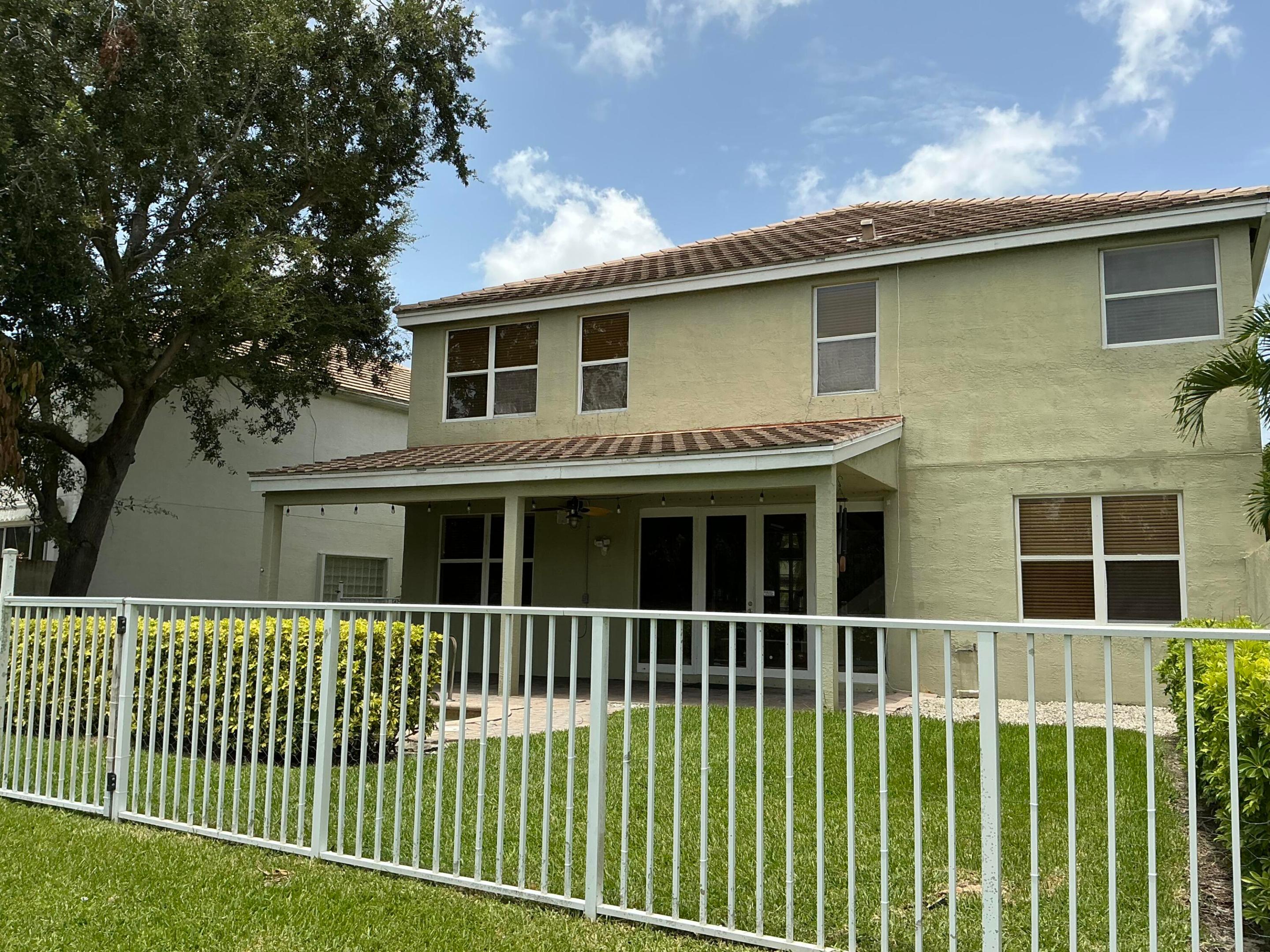 108 Kensington, Royal Palm Beach FL 33411