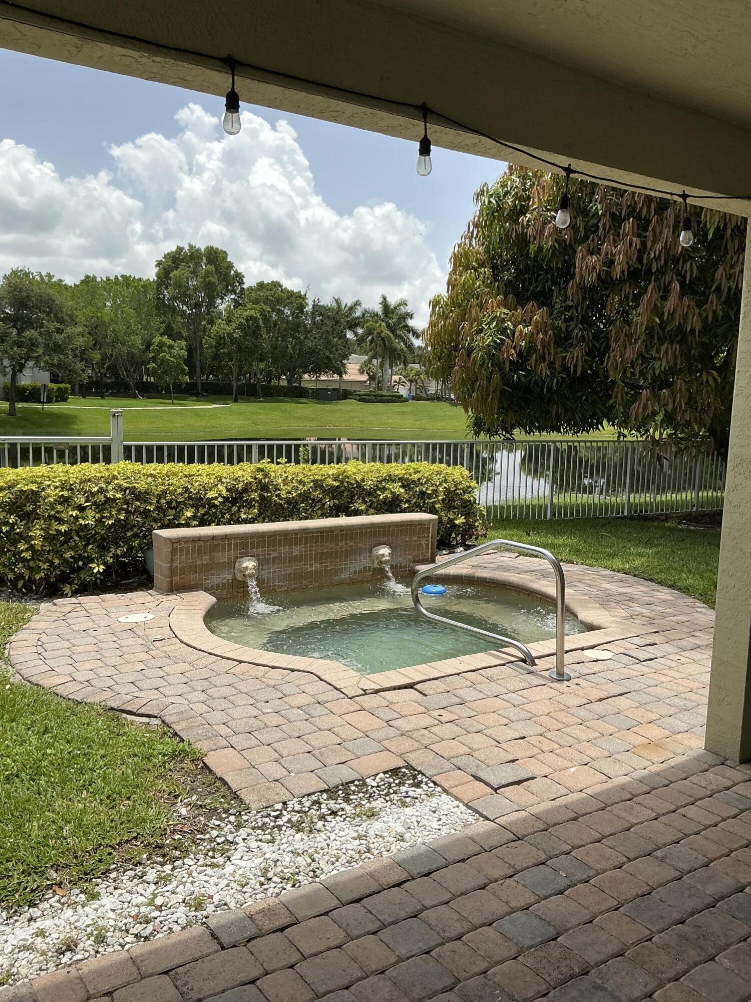 108 Kensington, Royal Palm Beach FL 33411