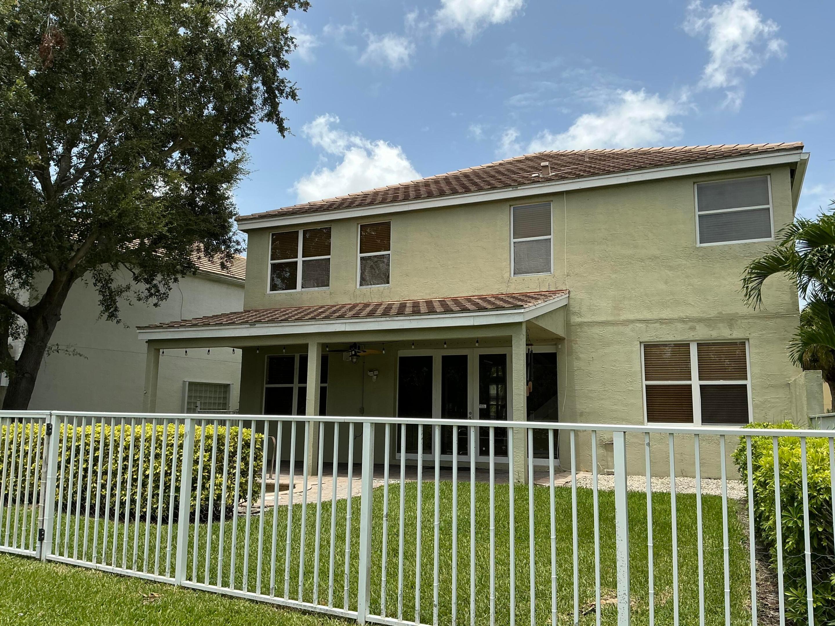108 Kensington, Royal Palm Beach FL 33411