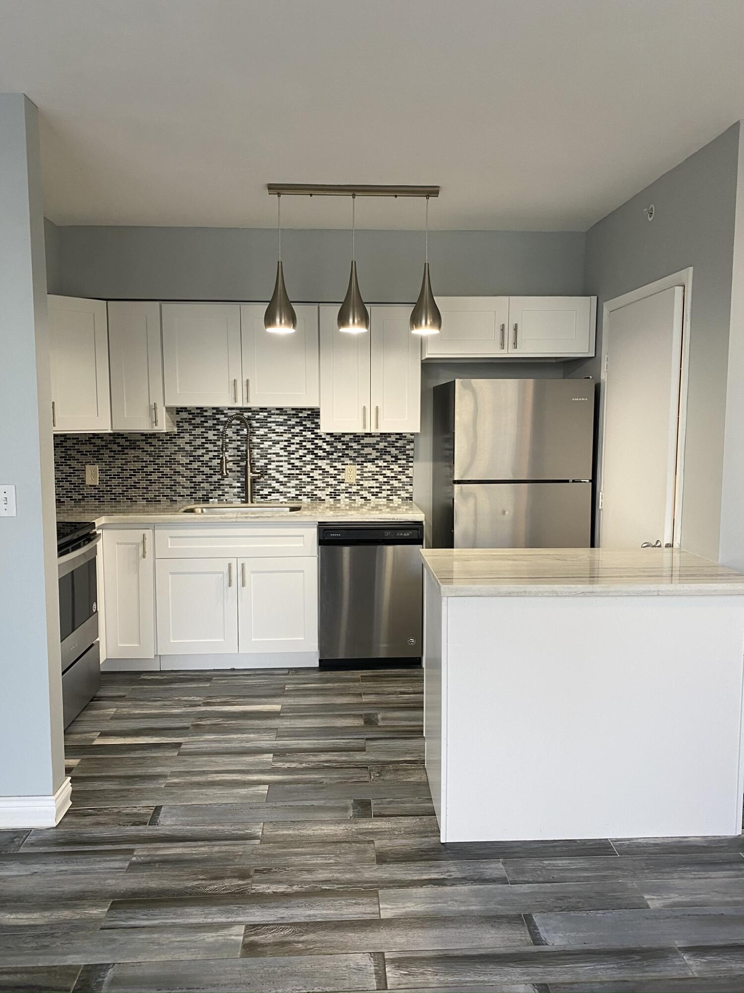 1330 WEST #403, Miami Beach FL 33139