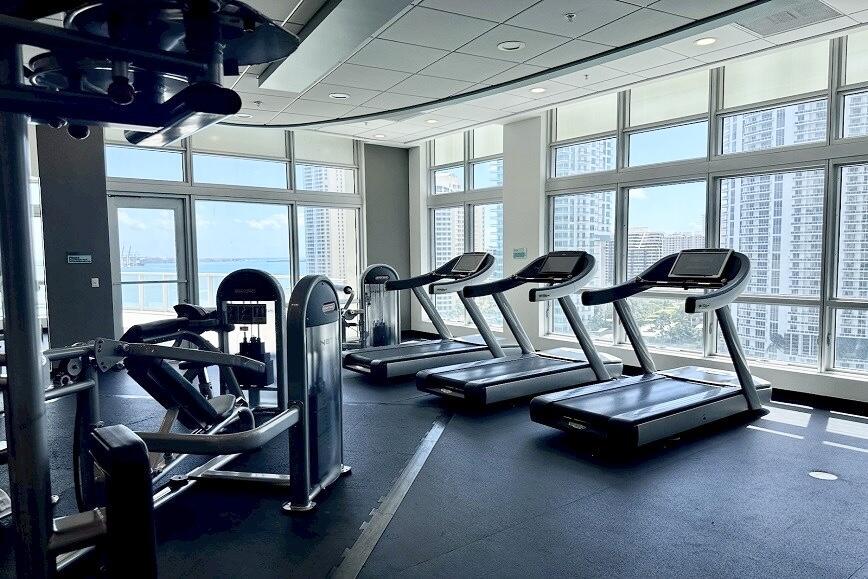 300 S BISCAYNE #T-2208, Miami FL 33131