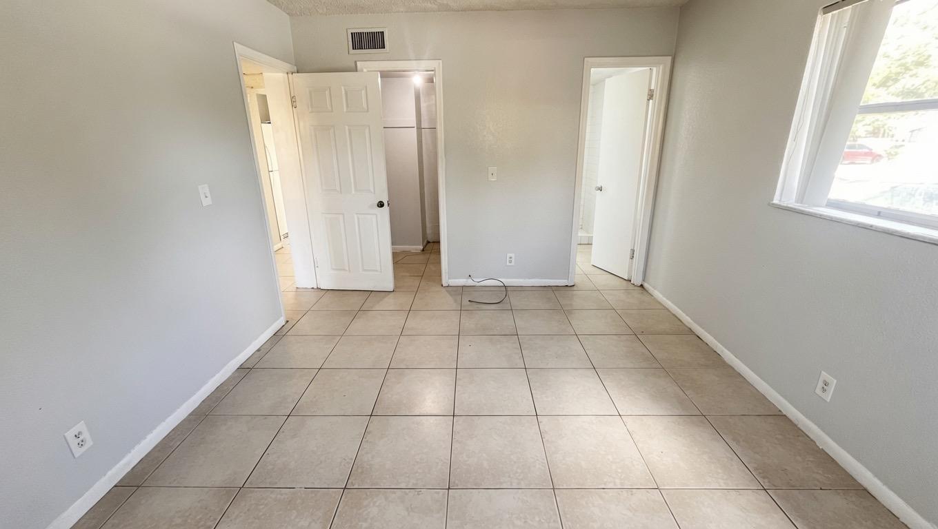 200 Croton #111, Lantana FL 33462