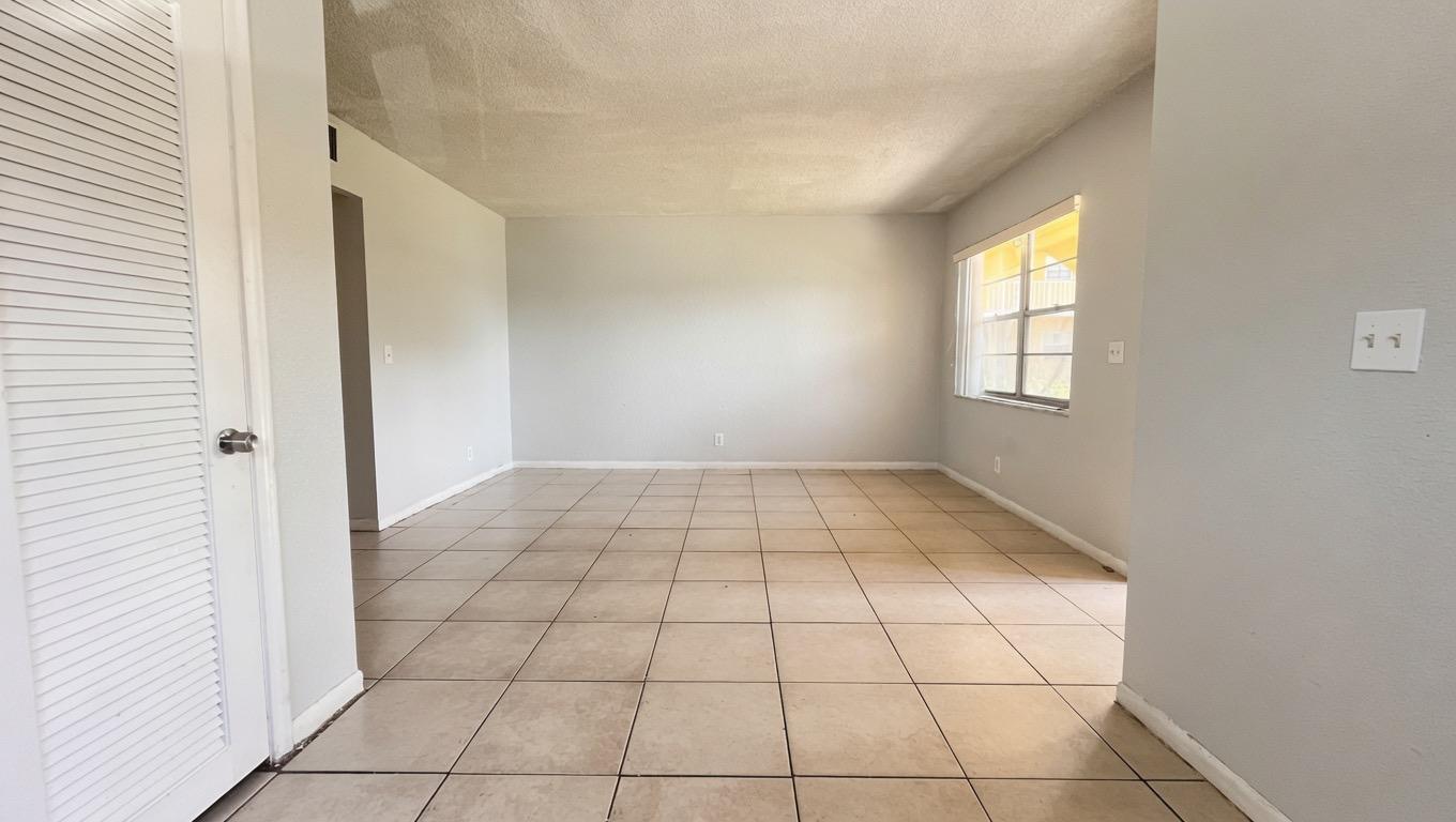 200 Croton #111, Lantana FL 33462