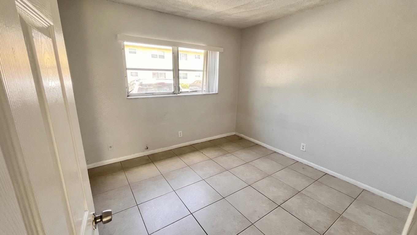 200 Croton #111, Lantana FL 33462