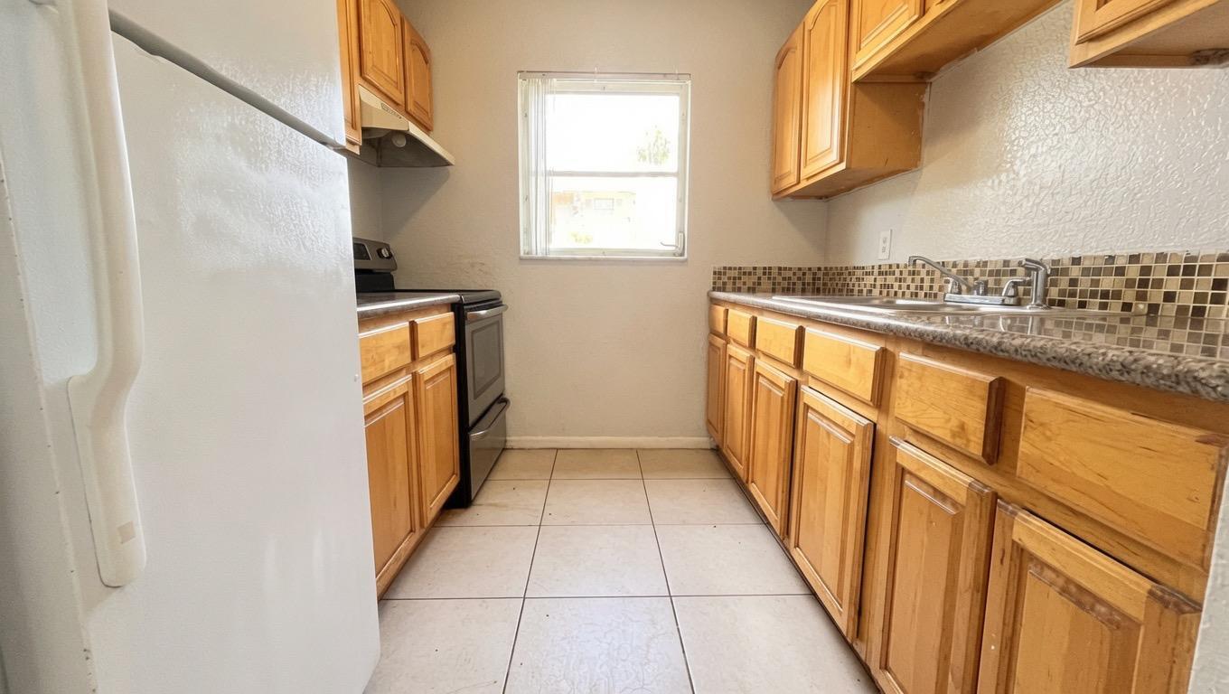 200 Croton #111, Lantana FL 33462