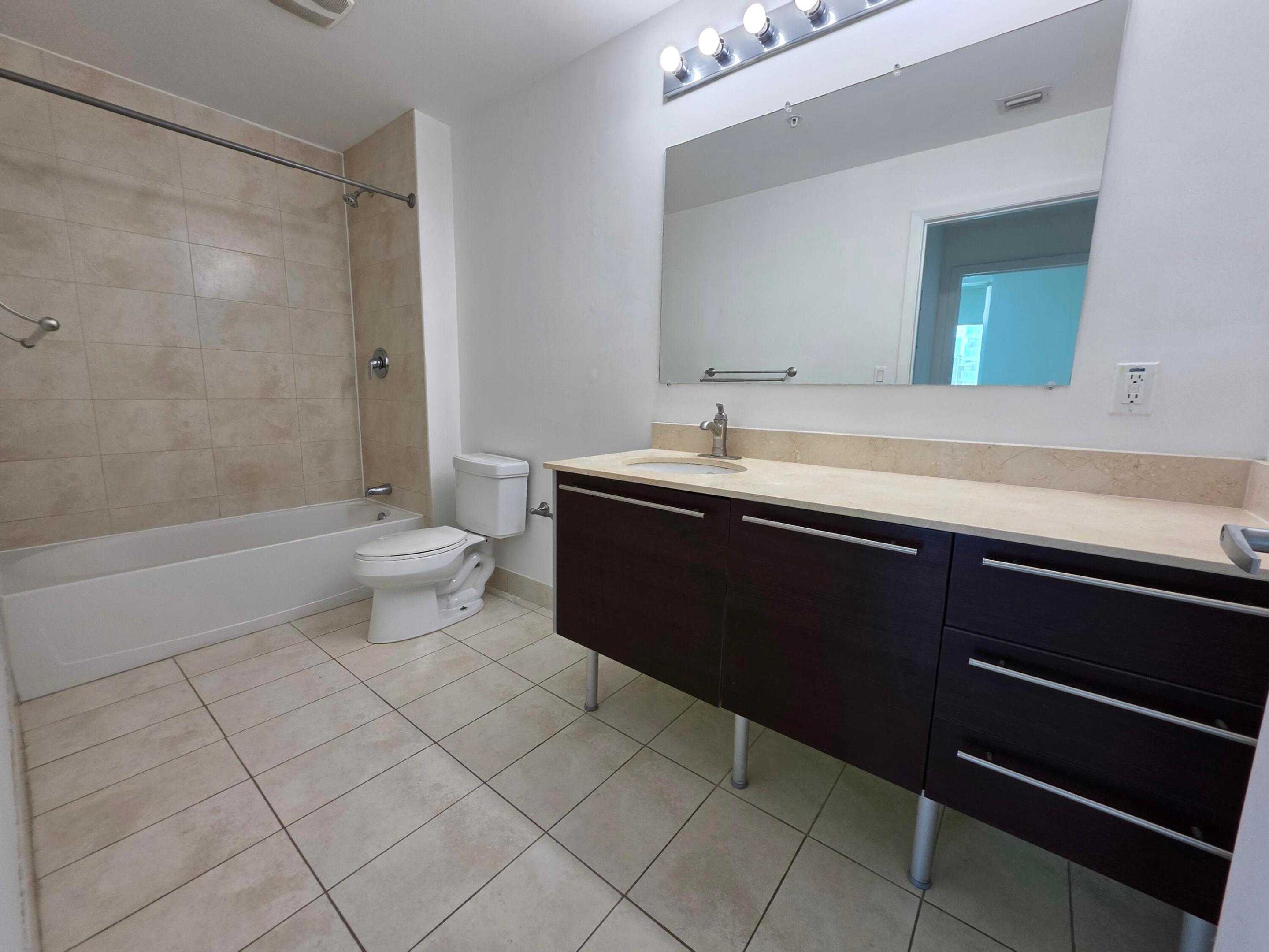 1900 N BAYSHORE #1709, Miami FL 33132