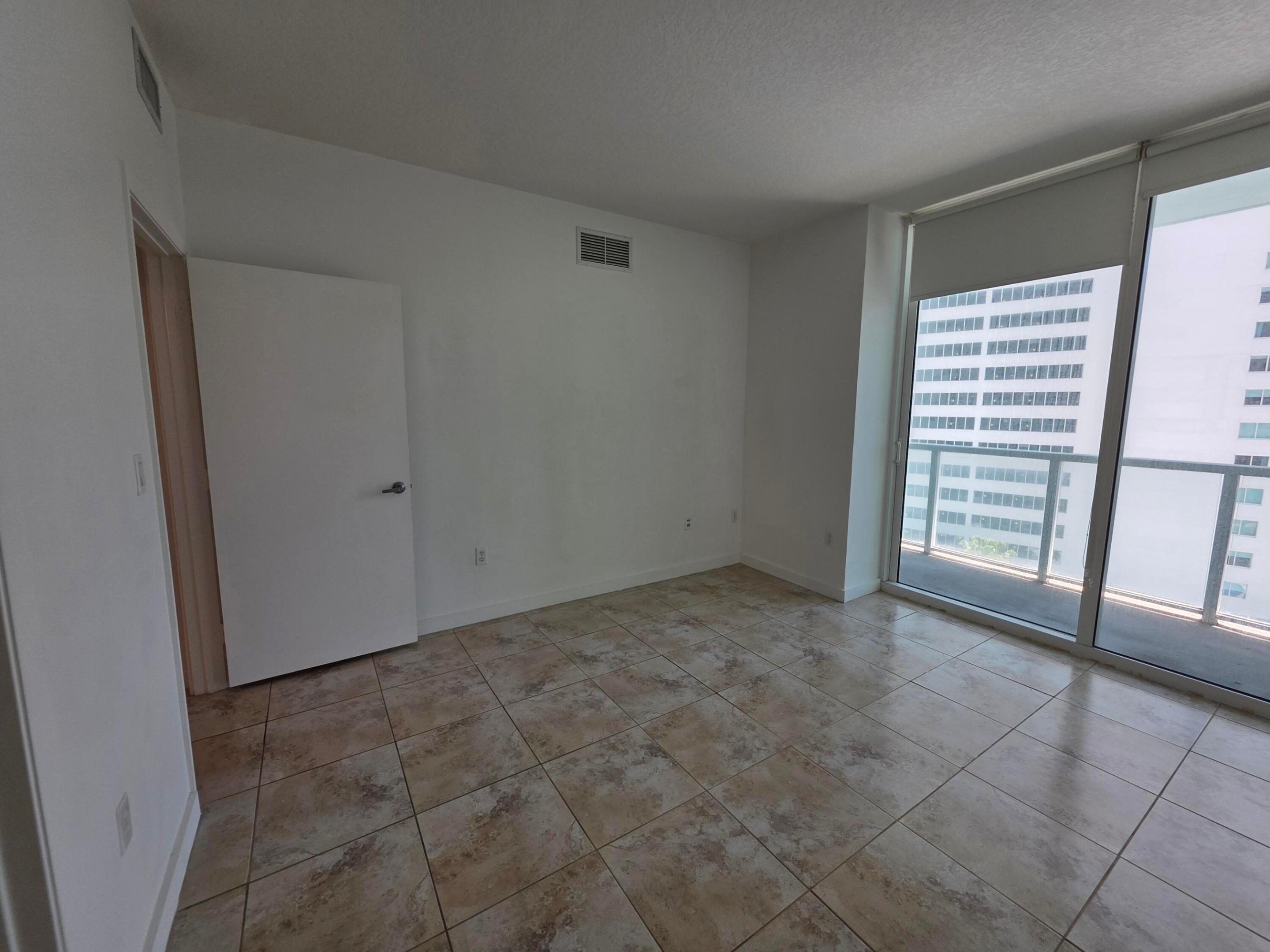 1900 N BAYSHORE #1709, Miami FL 33132