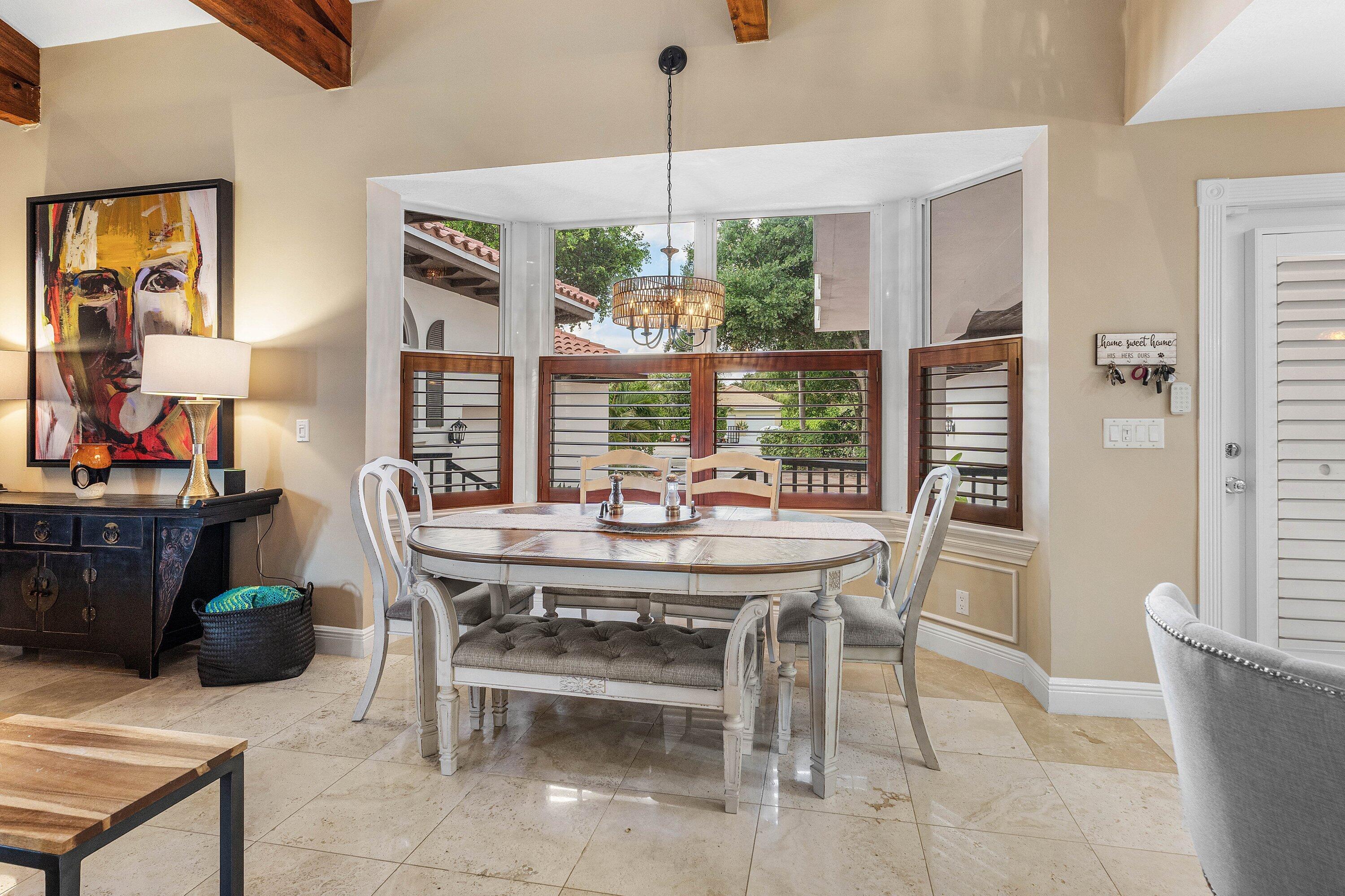 2 FIRESTONE, West Palm Beach FL 33401
