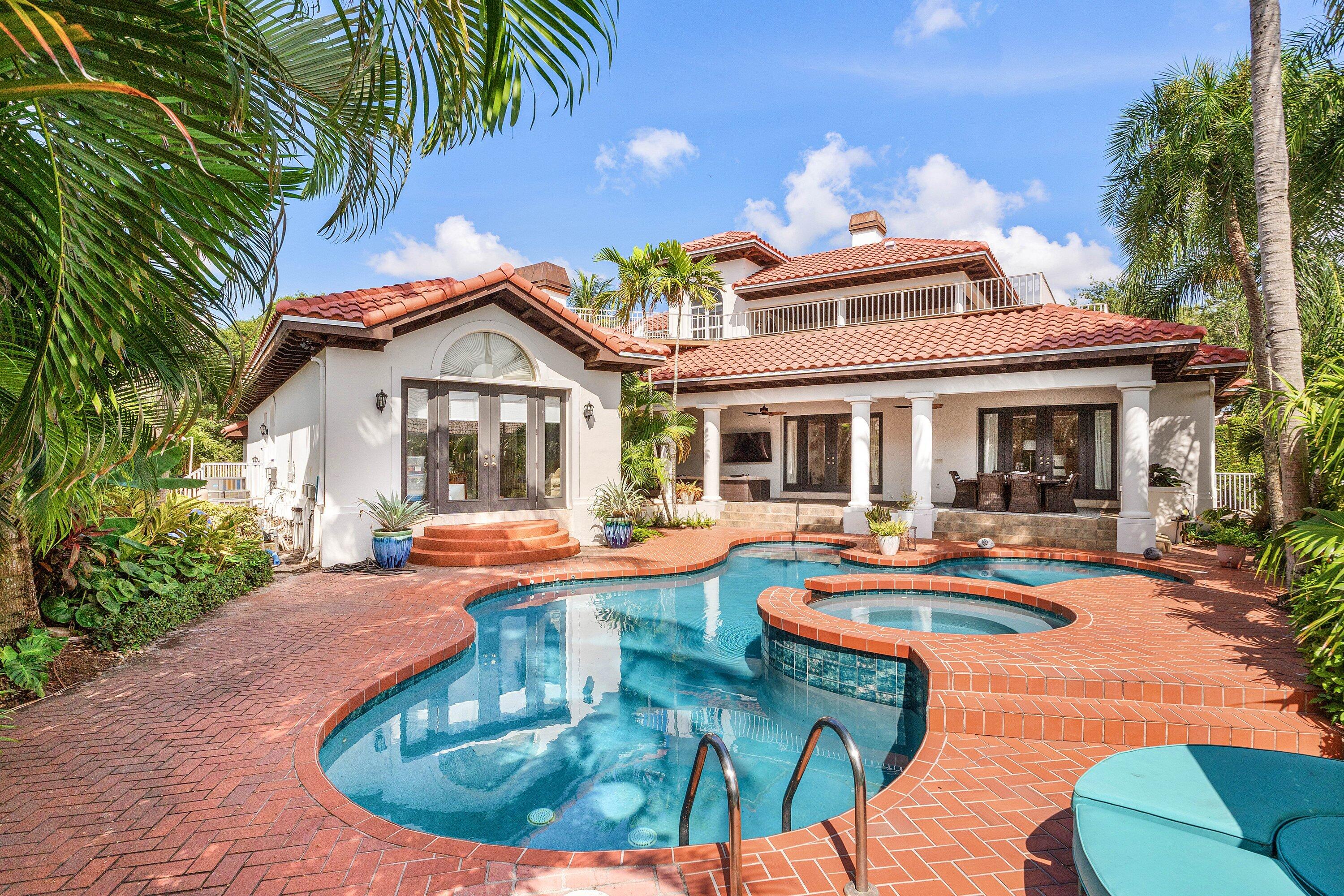 2 FIRESTONE, West Palm Beach FL 33401