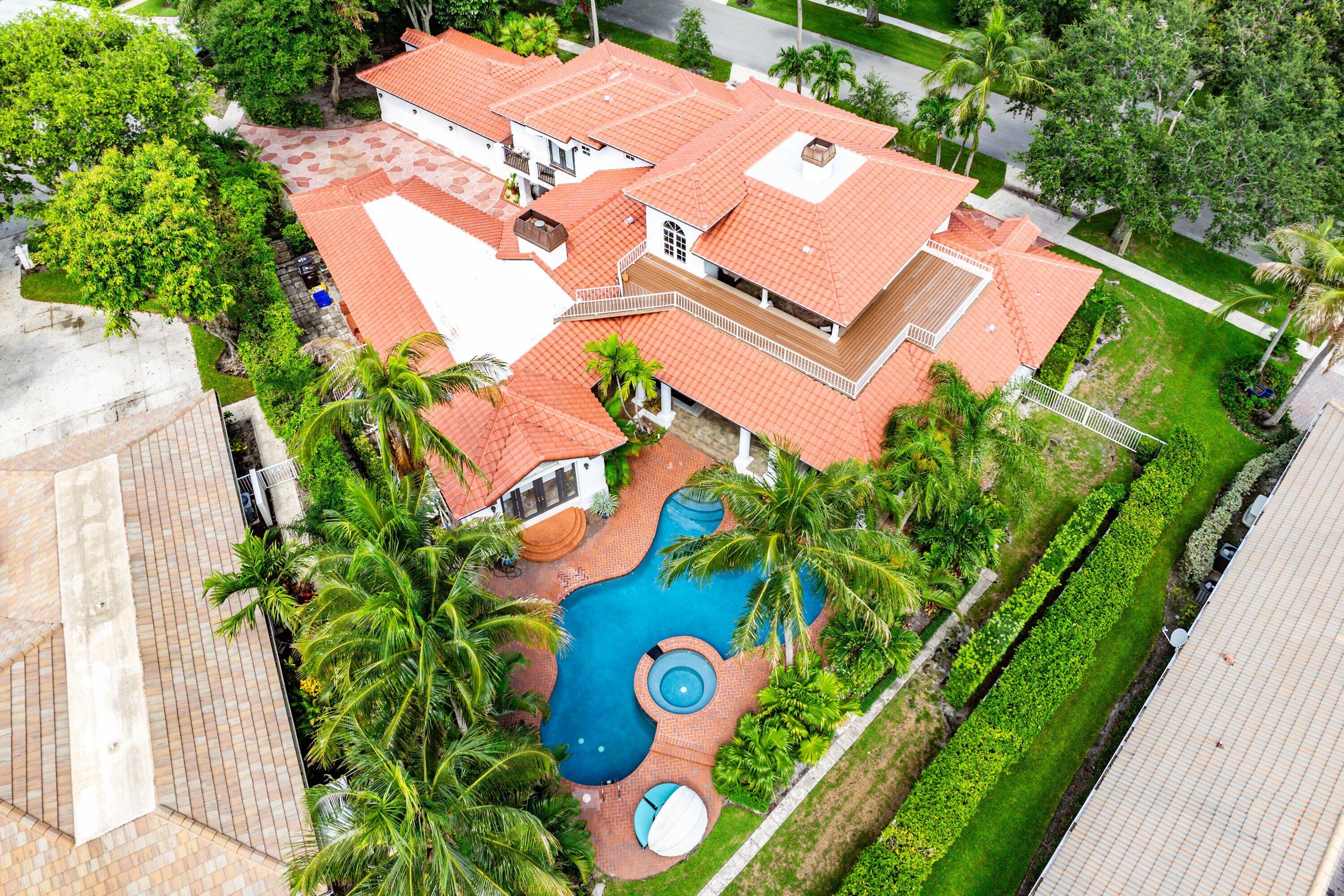2 FIRESTONE, West Palm Beach FL 33401