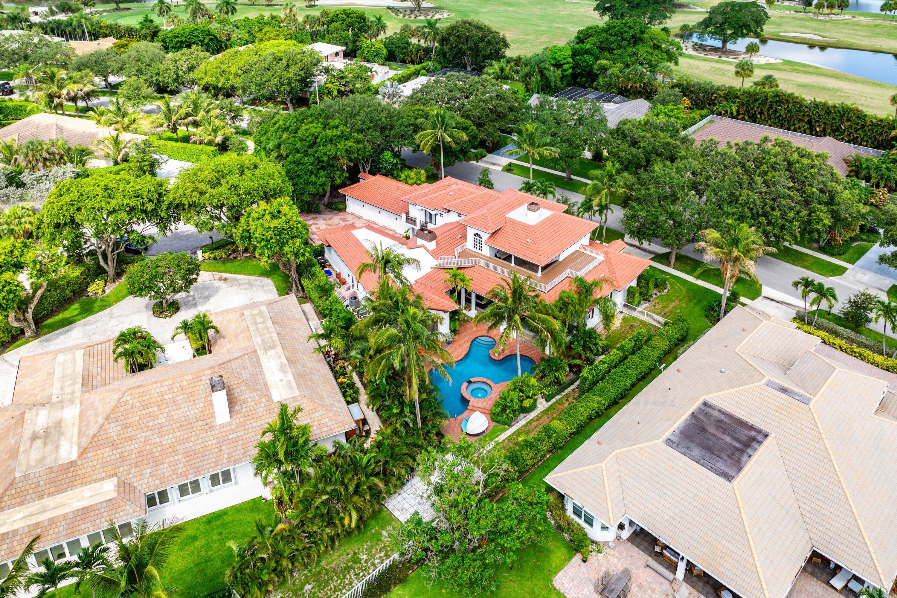 2 FIRESTONE, West Palm Beach FL 33401