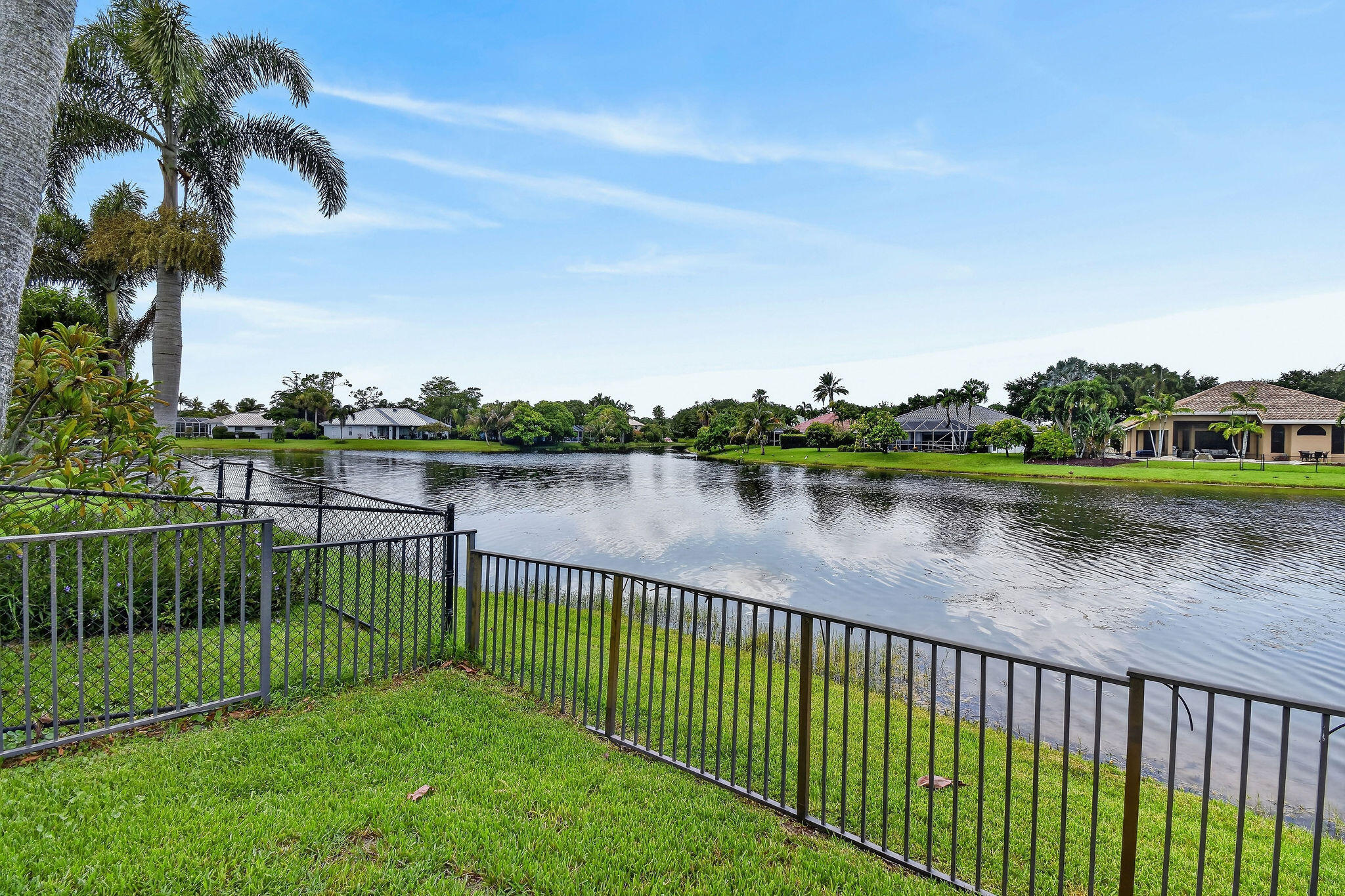 118 Fernwood, Royal Palm Beach FL 33411