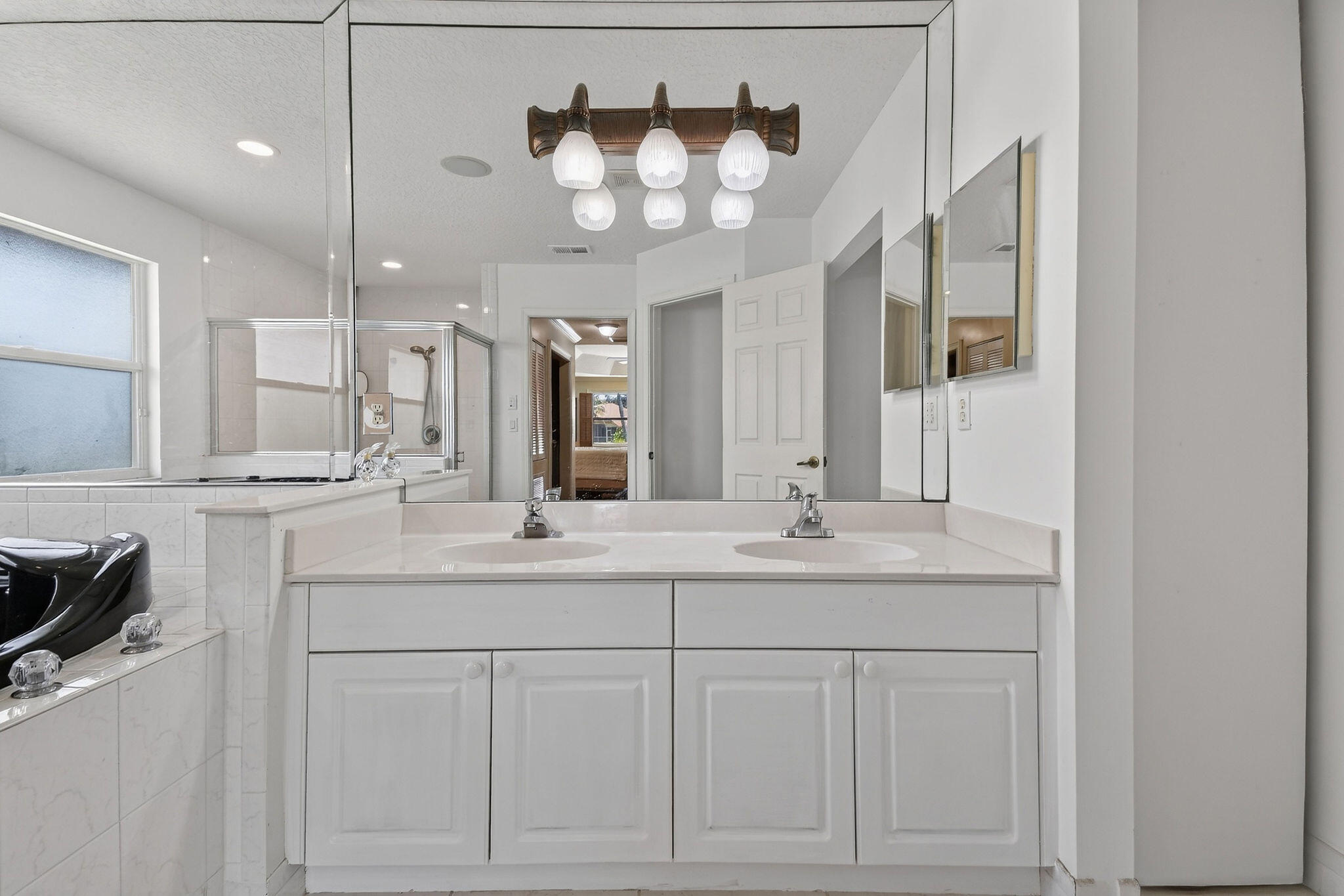 118 Fernwood, Royal Palm Beach FL 33411