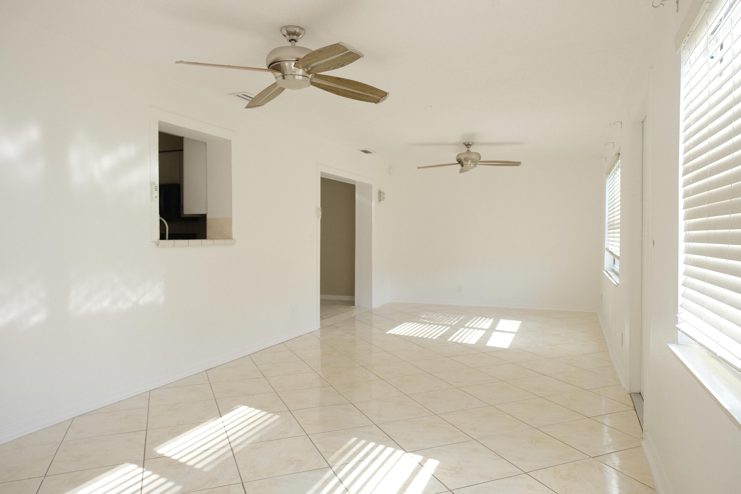 980 Woodland, West Palm Beach FL 33415