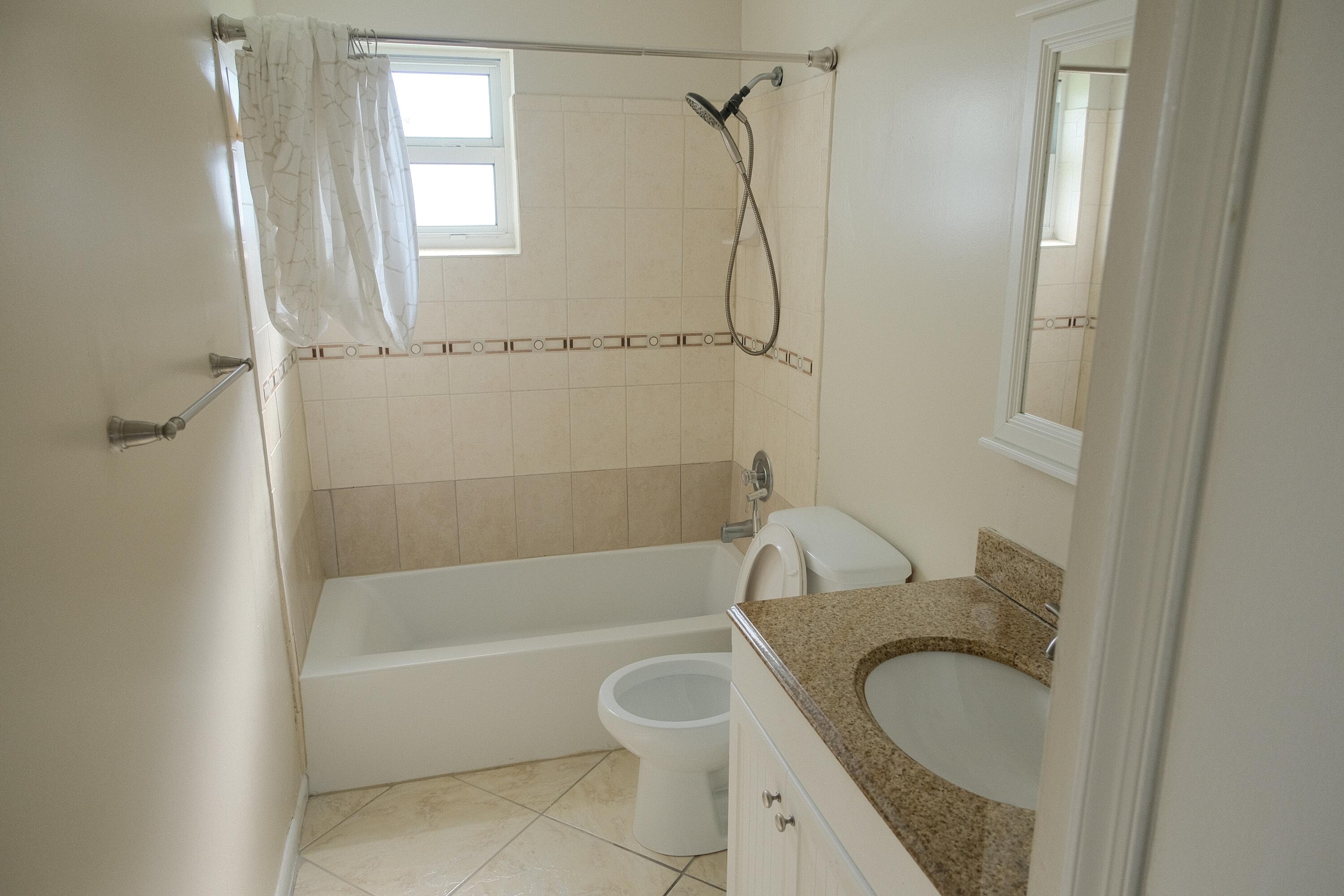 980 Woodland, West Palm Beach FL 33415