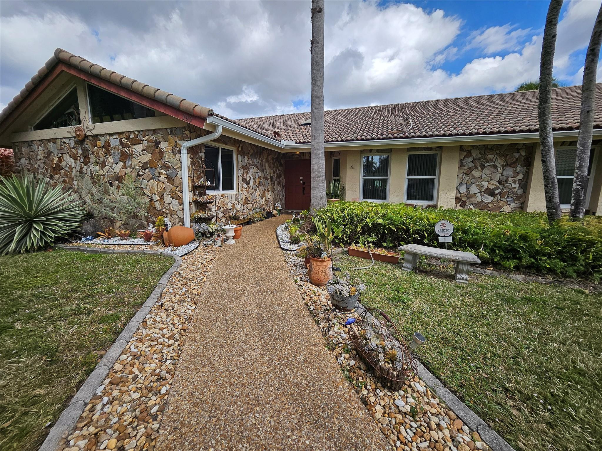 197 NW 113th, Coral Springs FL 33071