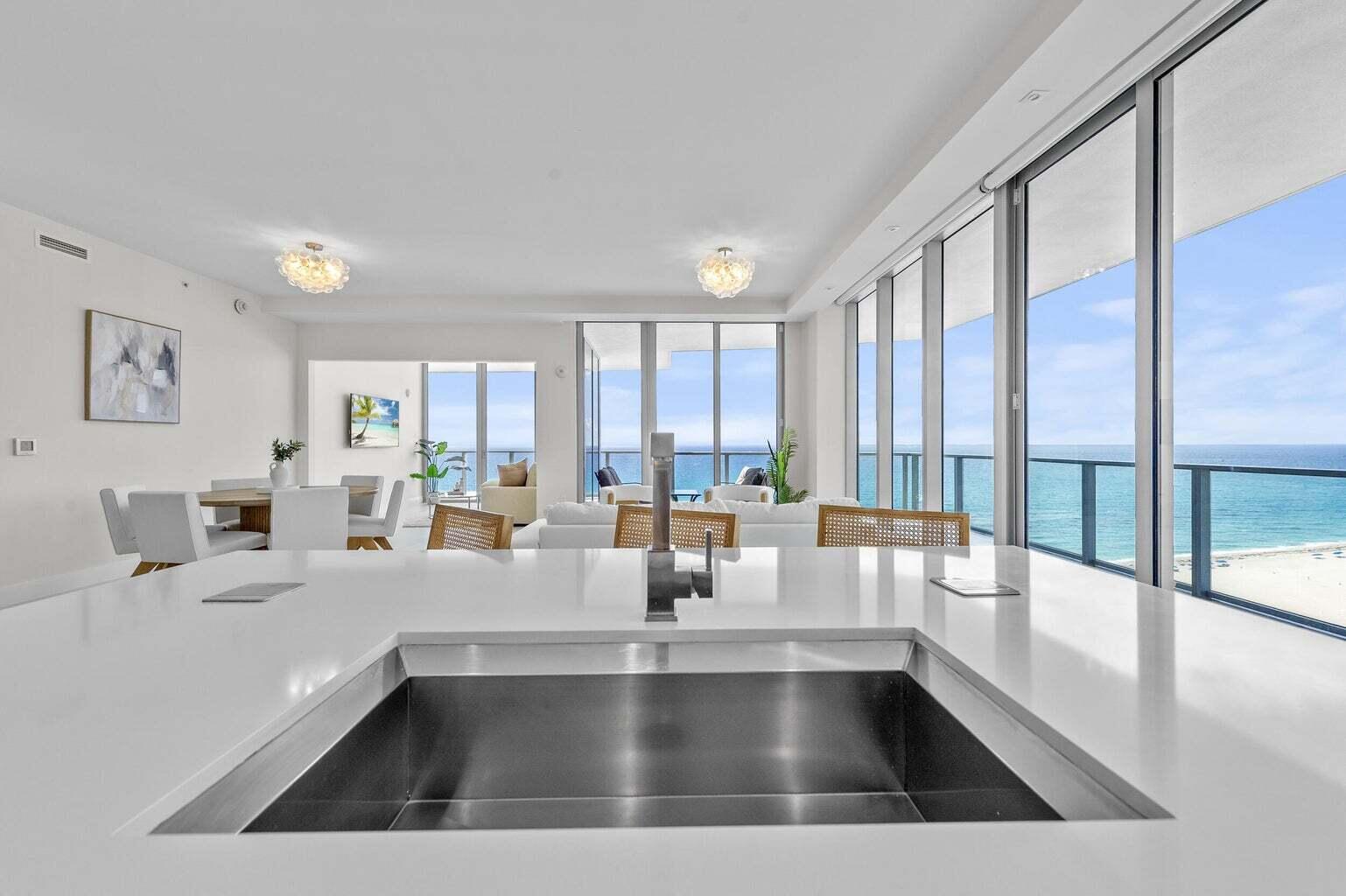 3100 N Ocean #H 1504, Riviera Beach FL 33404
