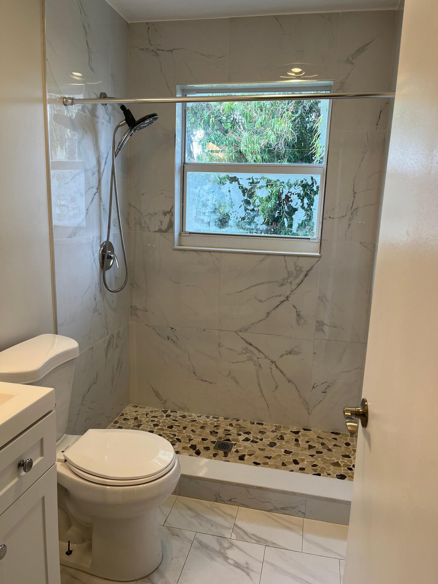511 W PALM, Lantana FL 33462