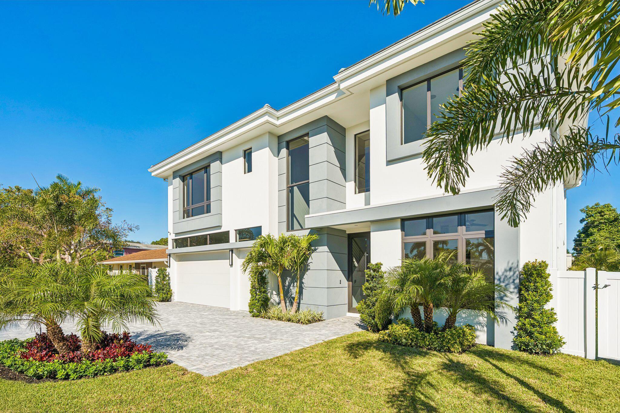 261 NW 8th, Boca Raton FL 33432