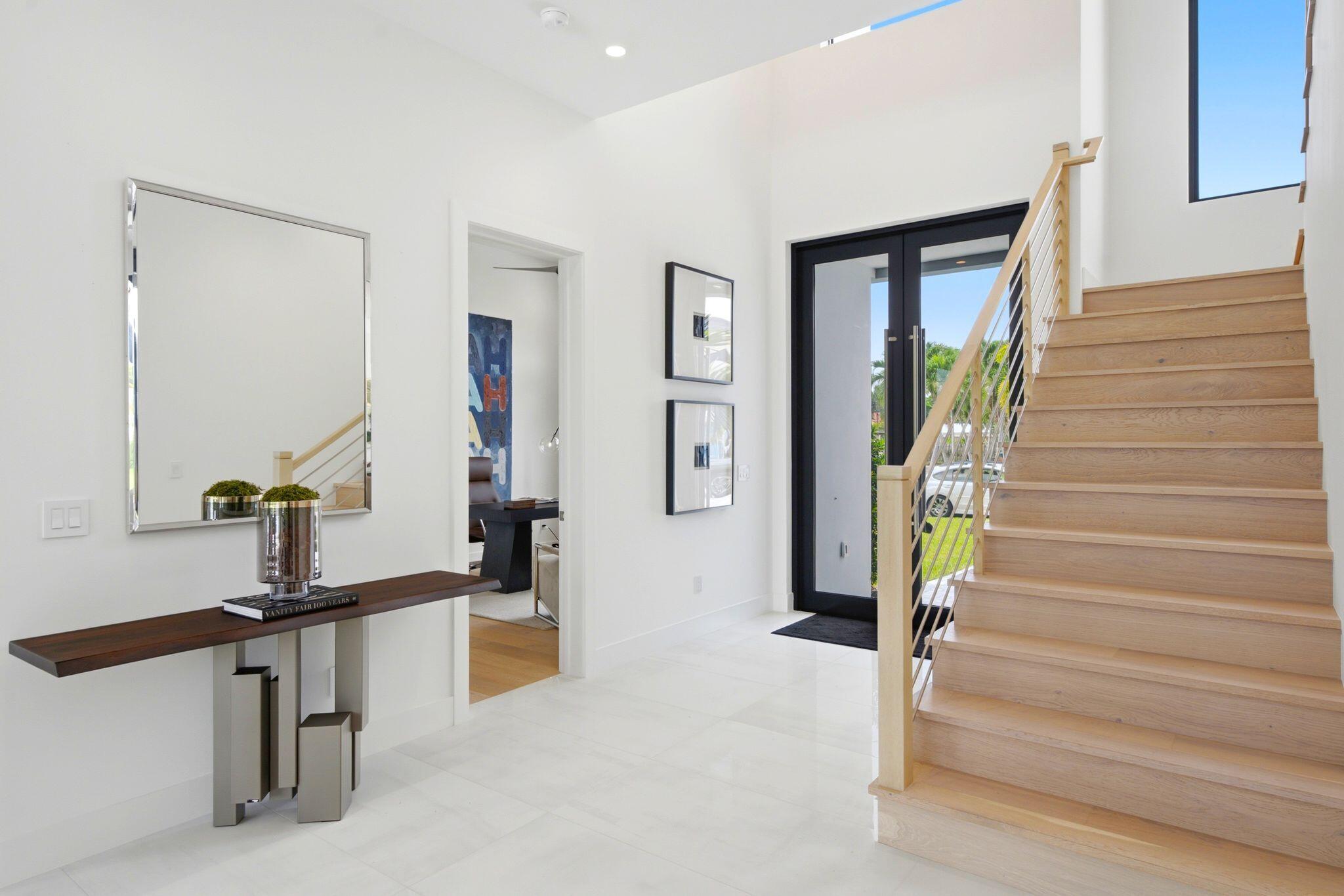 261 NW 8th, Boca Raton FL 33432