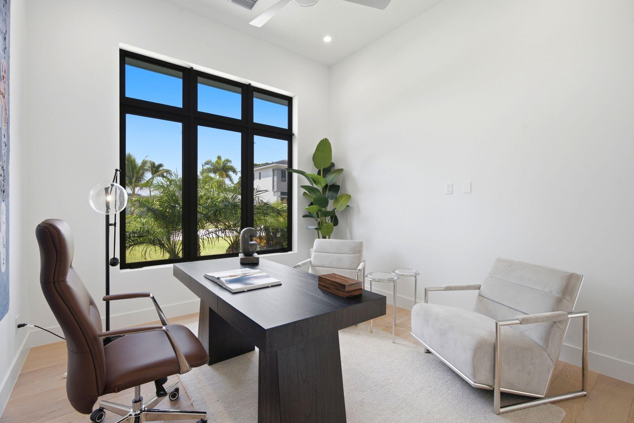 261 NW 8th, Boca Raton FL 33432