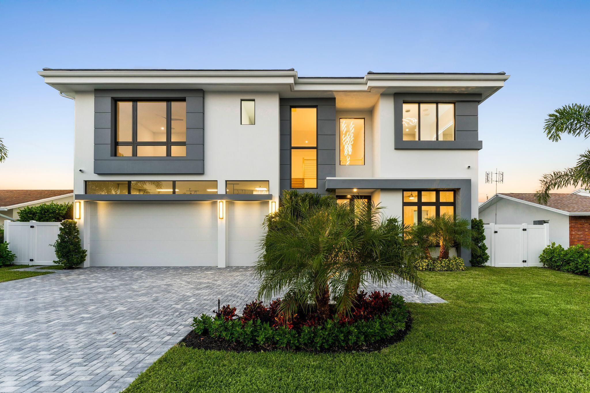 261 NW 8th, Boca Raton FL 33432