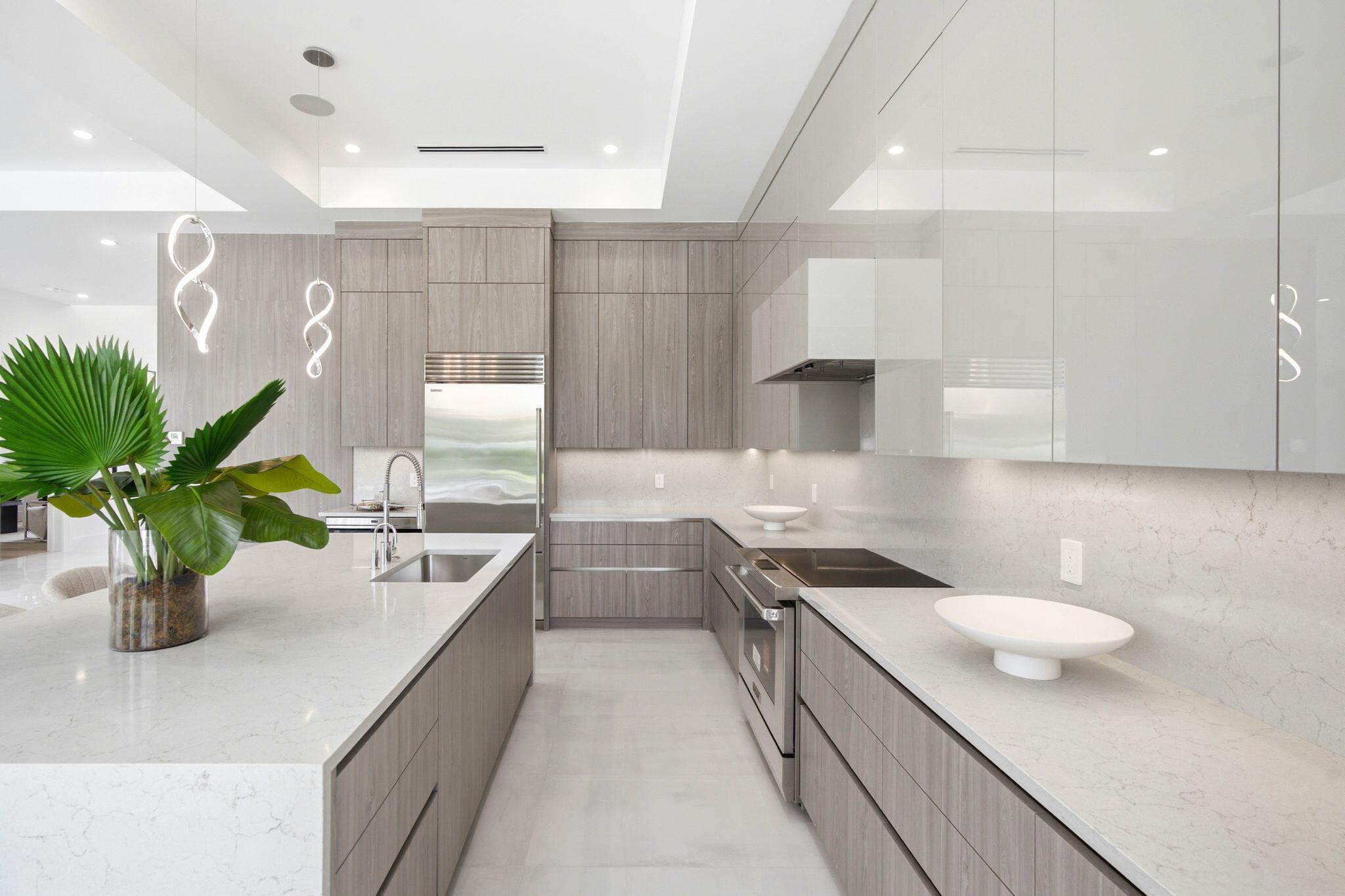 261 NW 8th, Boca Raton FL 33432