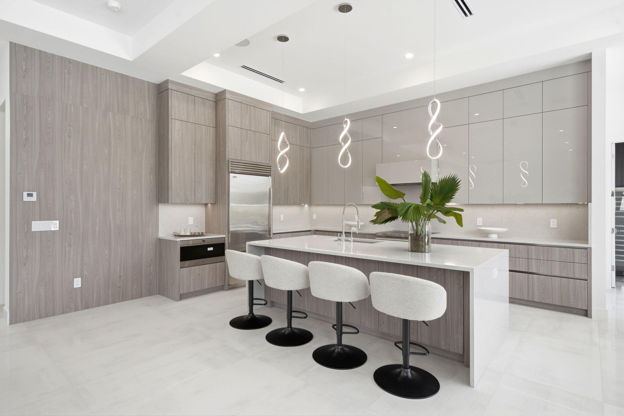 261 NW 8th, Boca Raton FL 33432