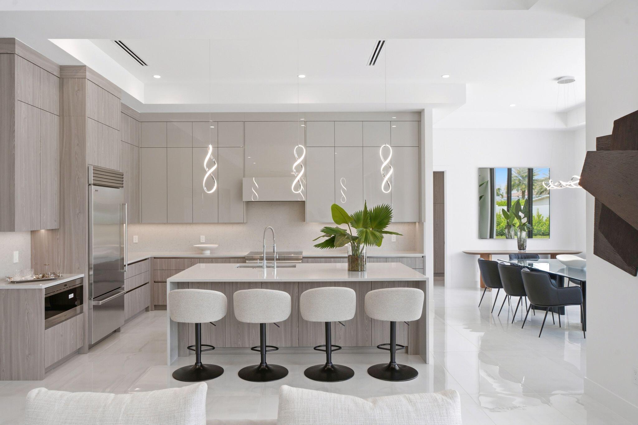 261 NW 8th, Boca Raton FL 33432
