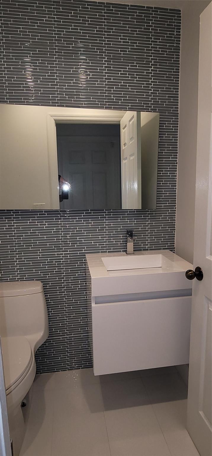 13224 NW 12th, Sunrise FL 33323