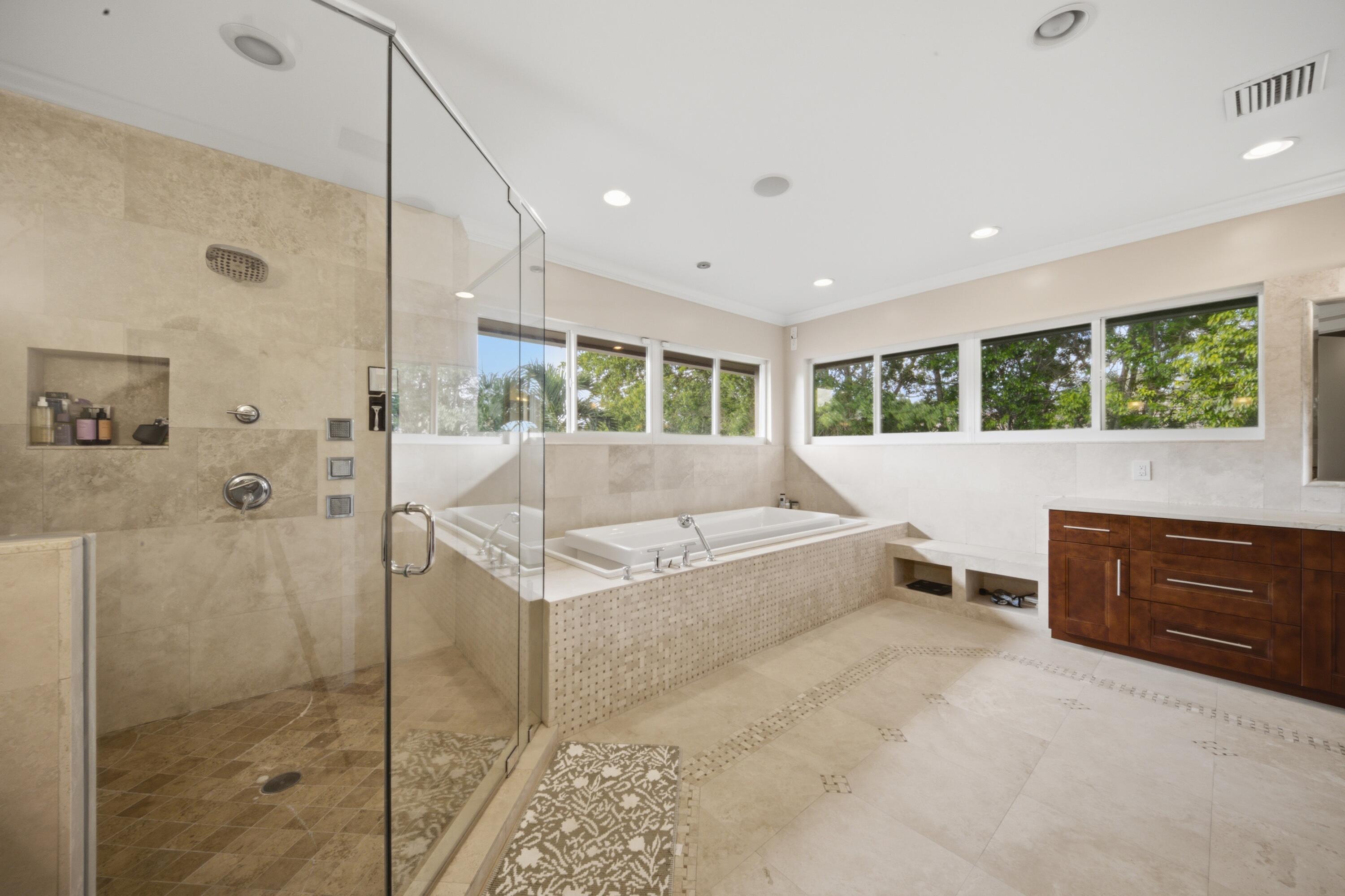 4351 NW 101ST, Coral Springs FL 33065