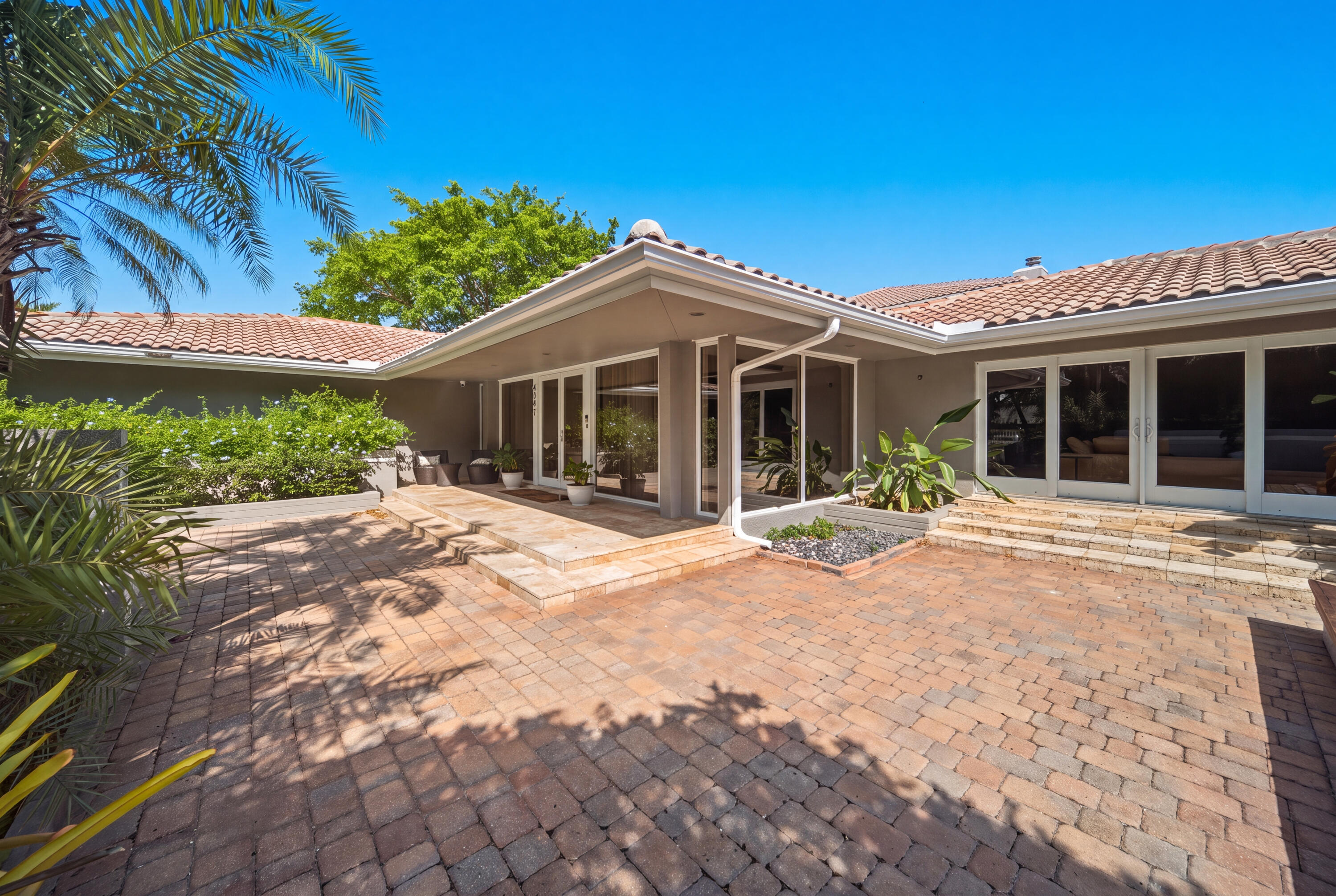 4351 NW 101ST, Coral Springs FL 33065