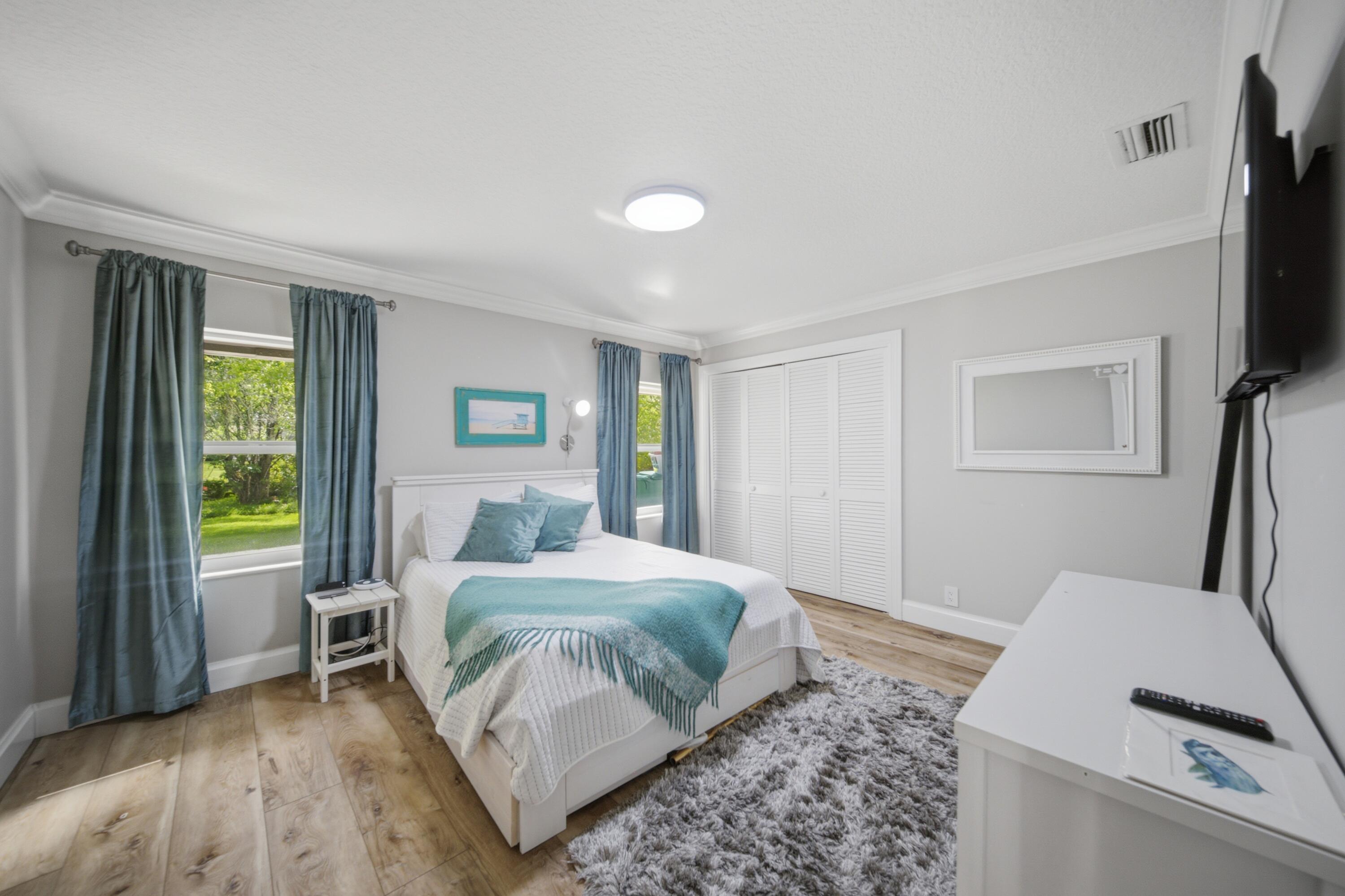 4351 NW 101ST, Coral Springs FL 33065