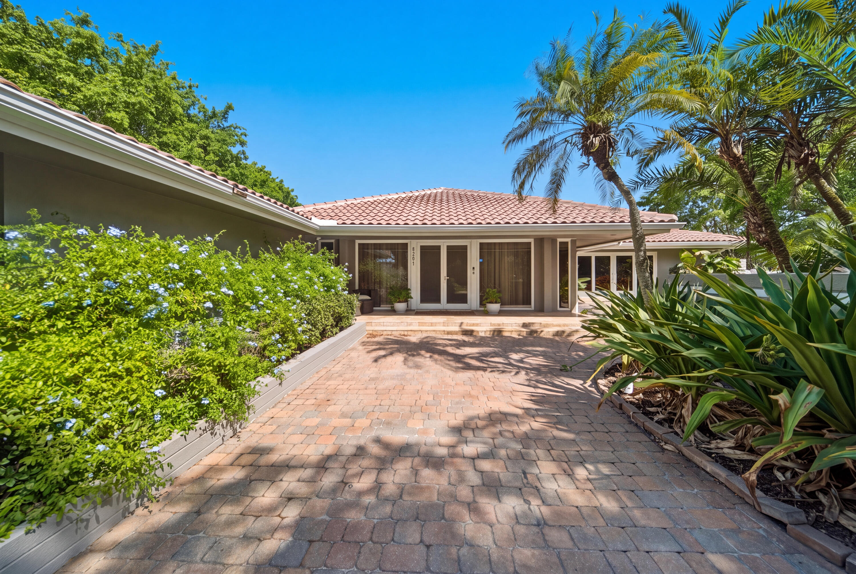 4351 NW 101ST, Coral Springs FL 33065