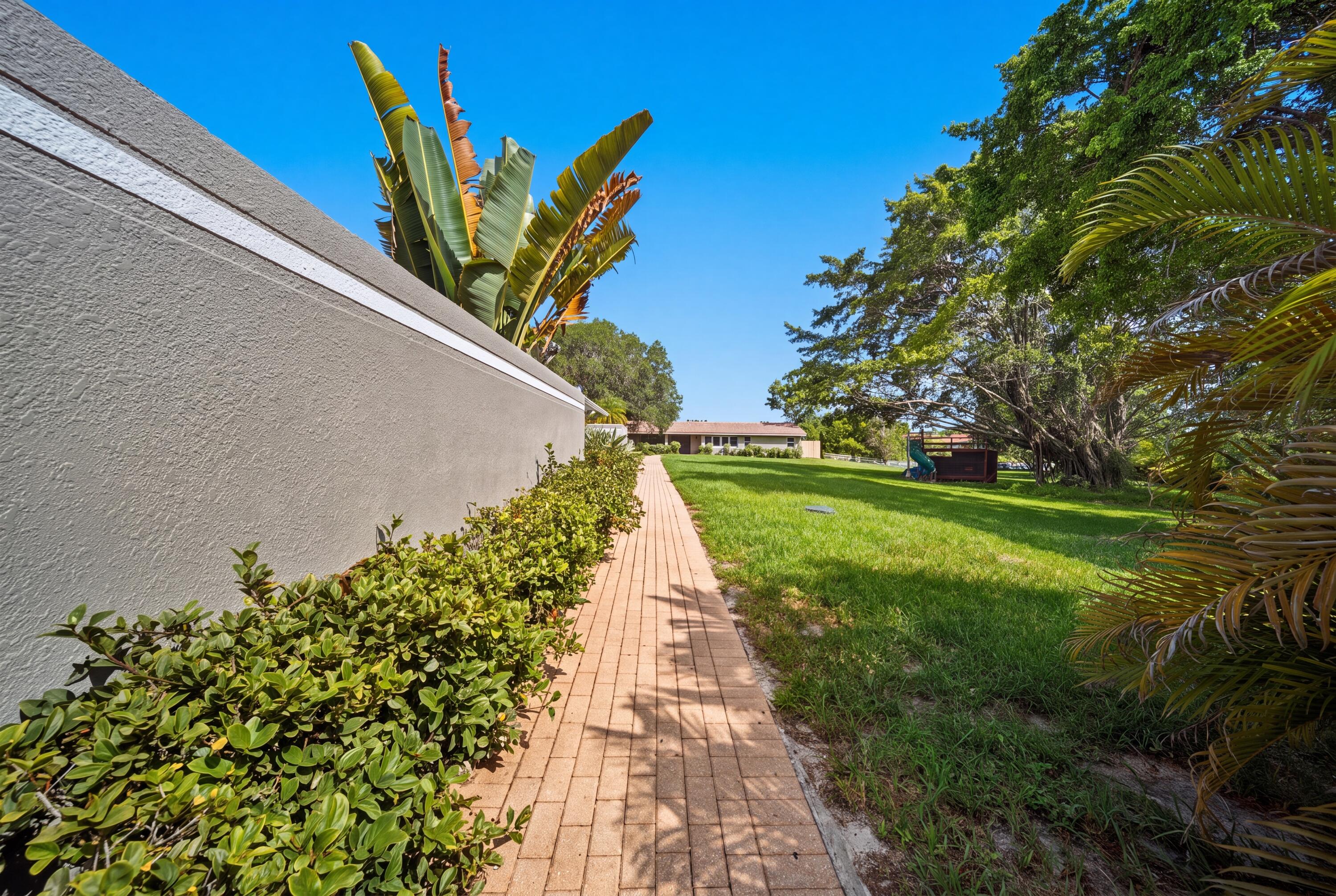 4351 NW 101ST, Coral Springs FL 33065