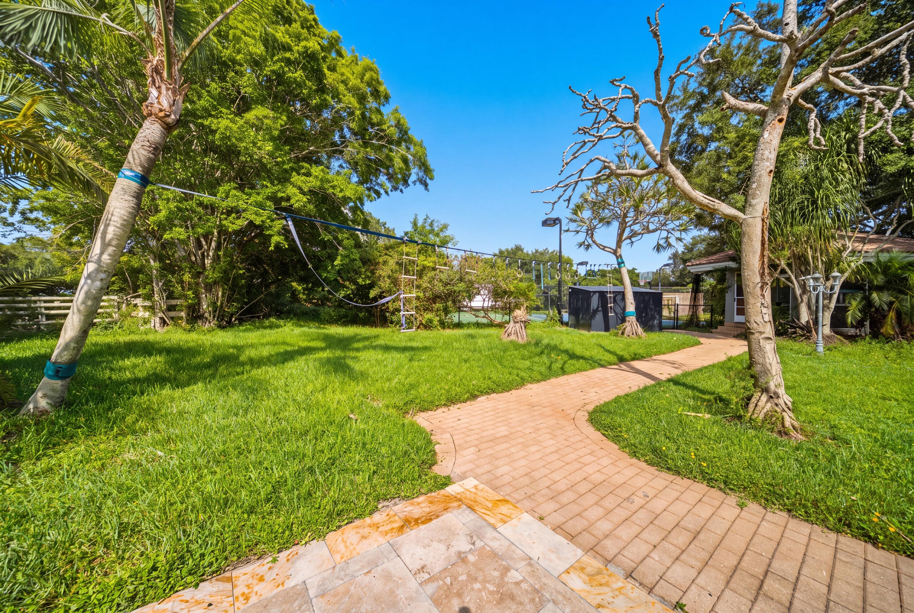 4351 NW 101ST, Coral Springs FL 33065