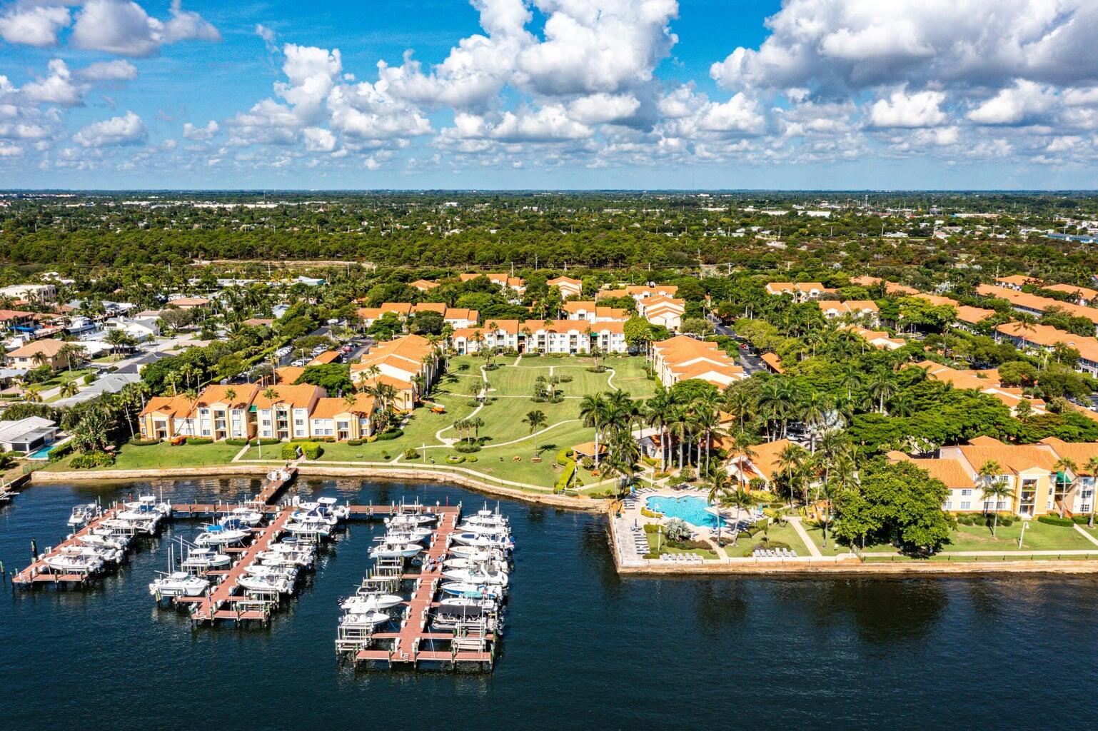 135 Yacht Club #305, Hypoluxo FL 33462