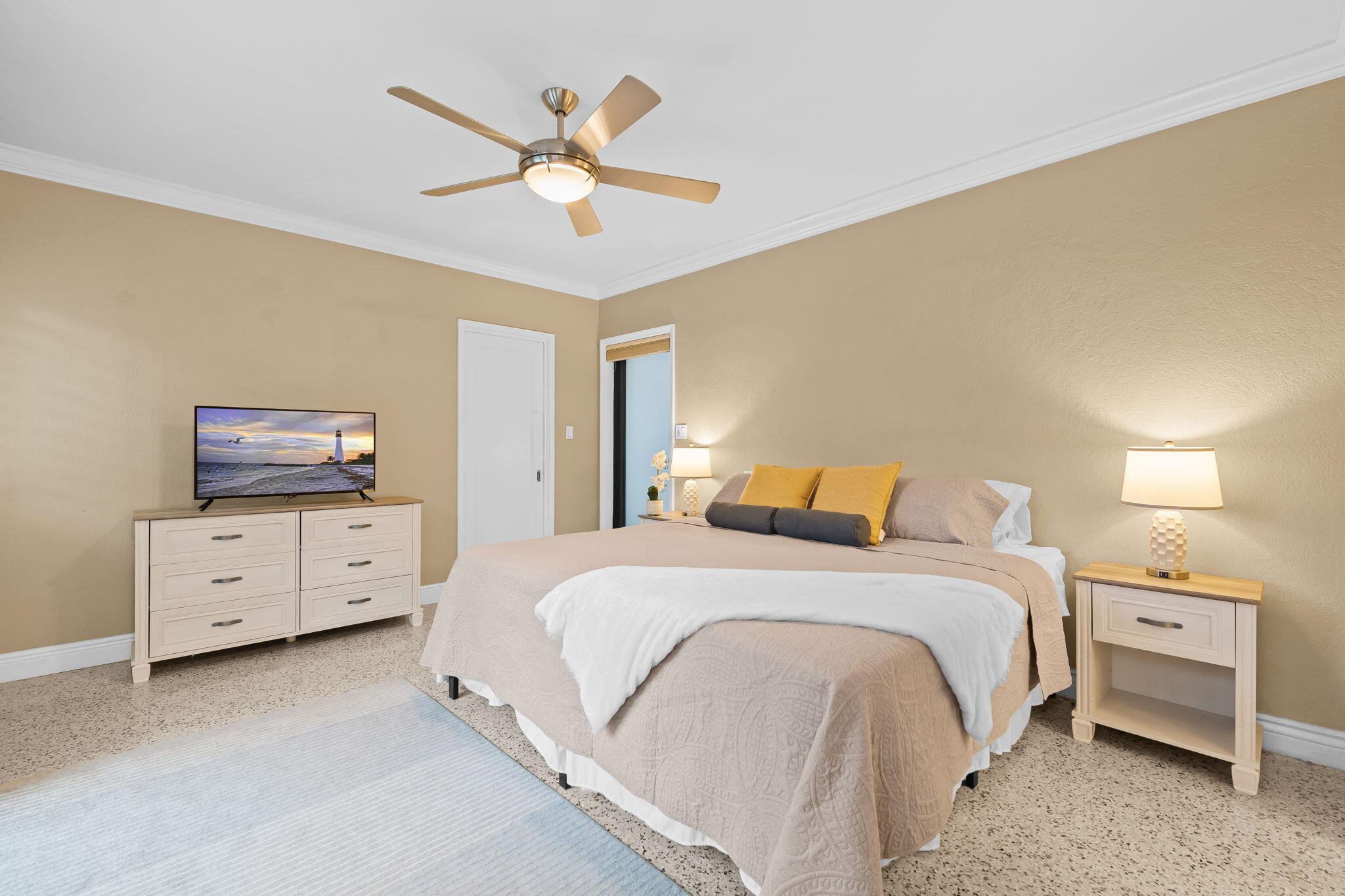 222 SE 16th, Fort Lauderdale FL 33301