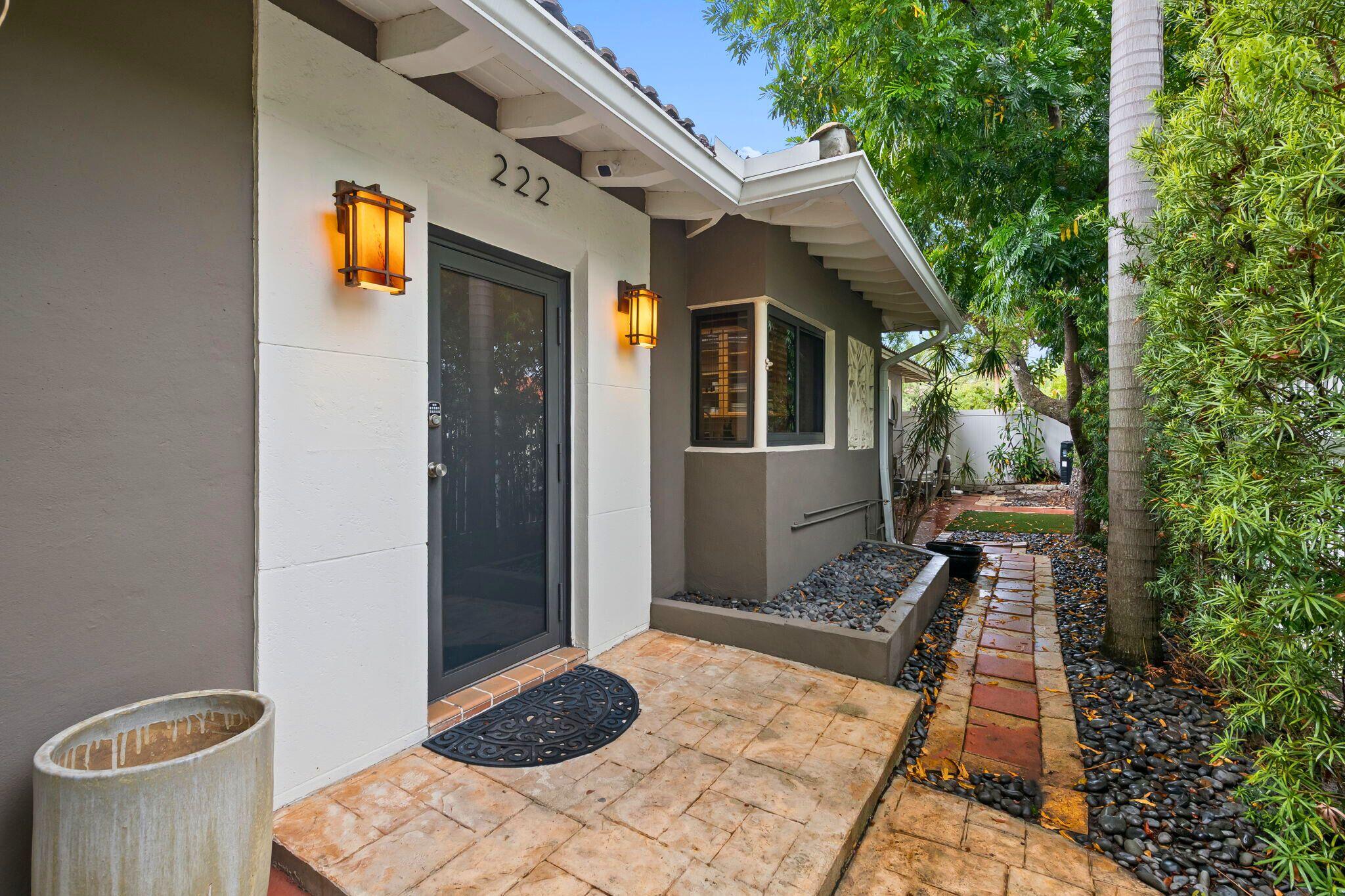 222 SE 16th, Fort Lauderdale FL 33301
