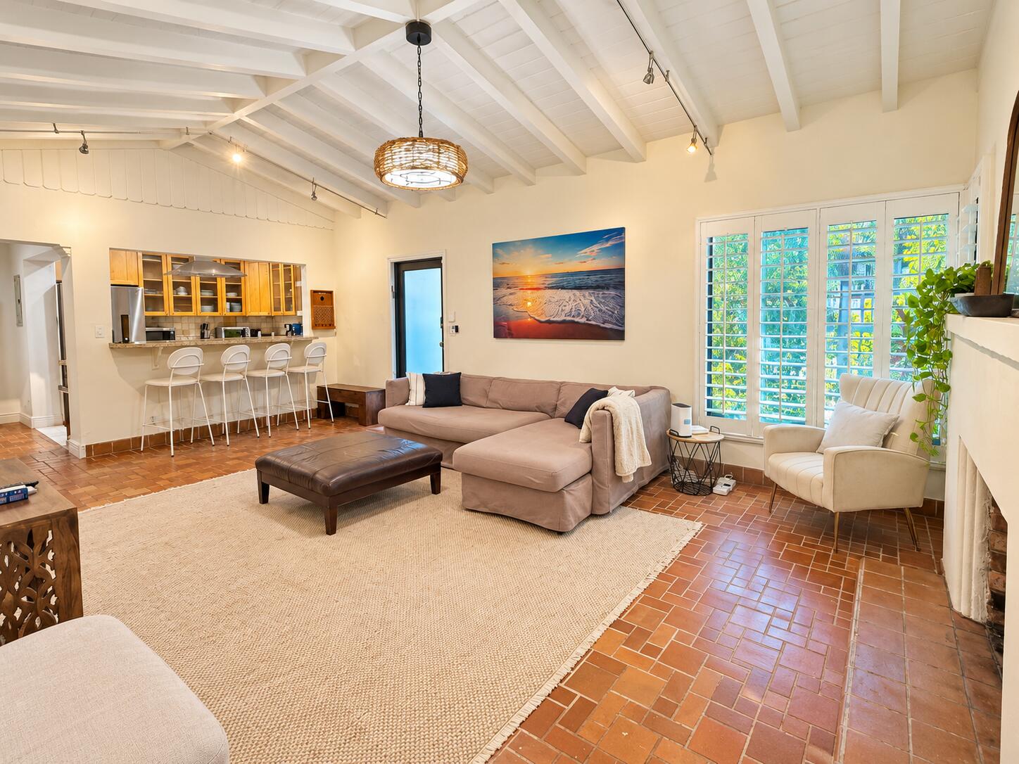 222 SE 16th, Fort Lauderdale FL 33301