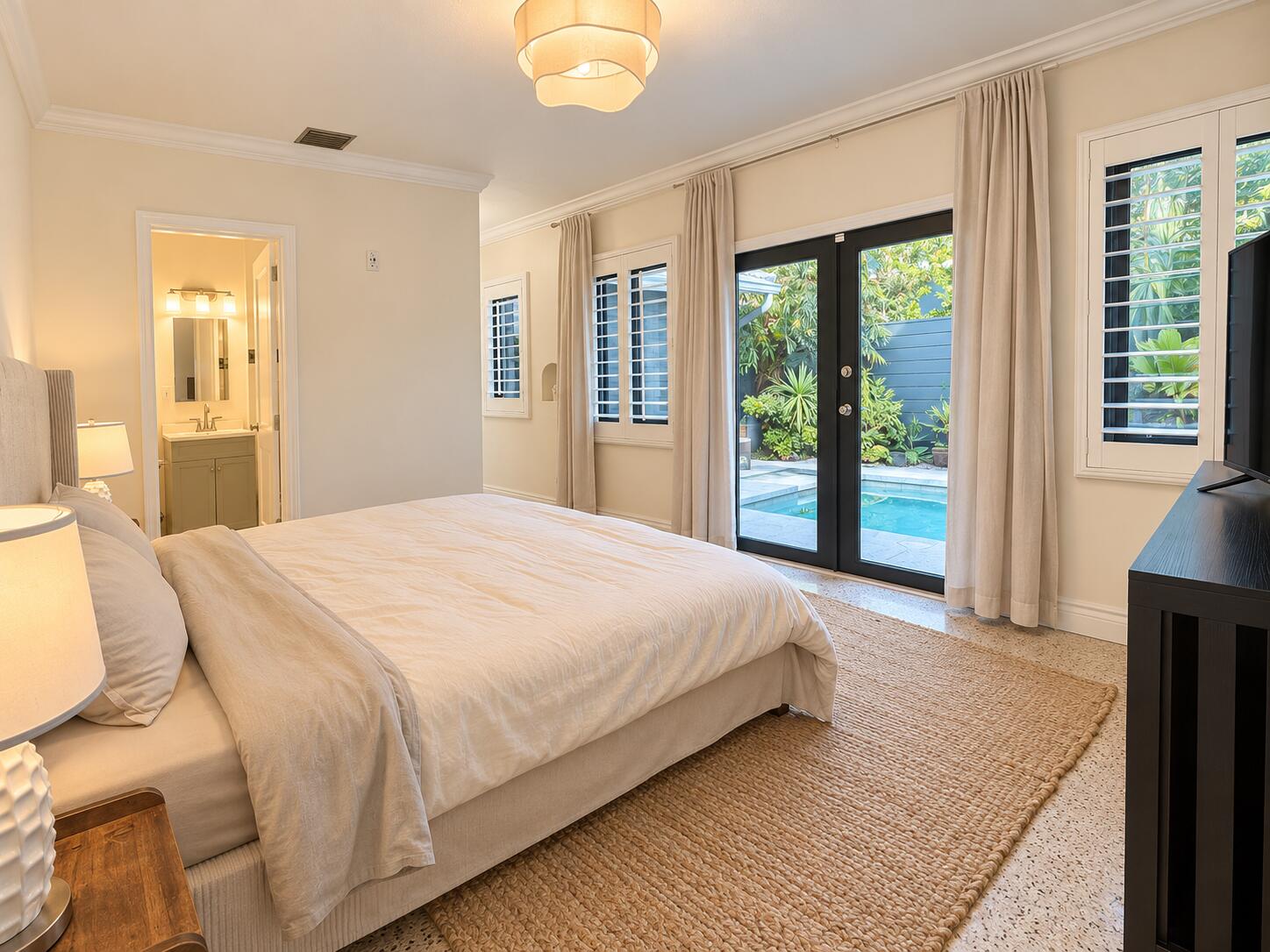 222 SE 16th, Fort Lauderdale FL 33301