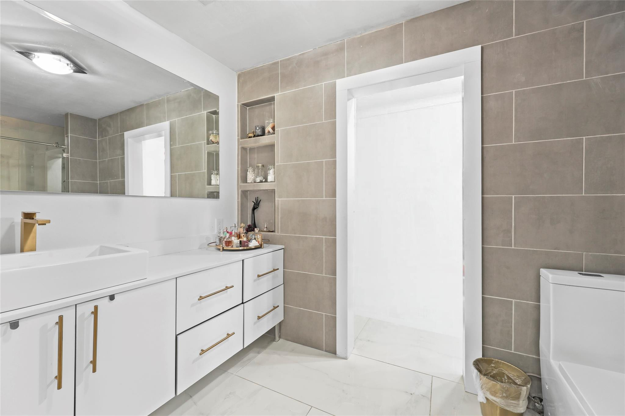 4131 NW 99TH, Coral Springs FL 33065