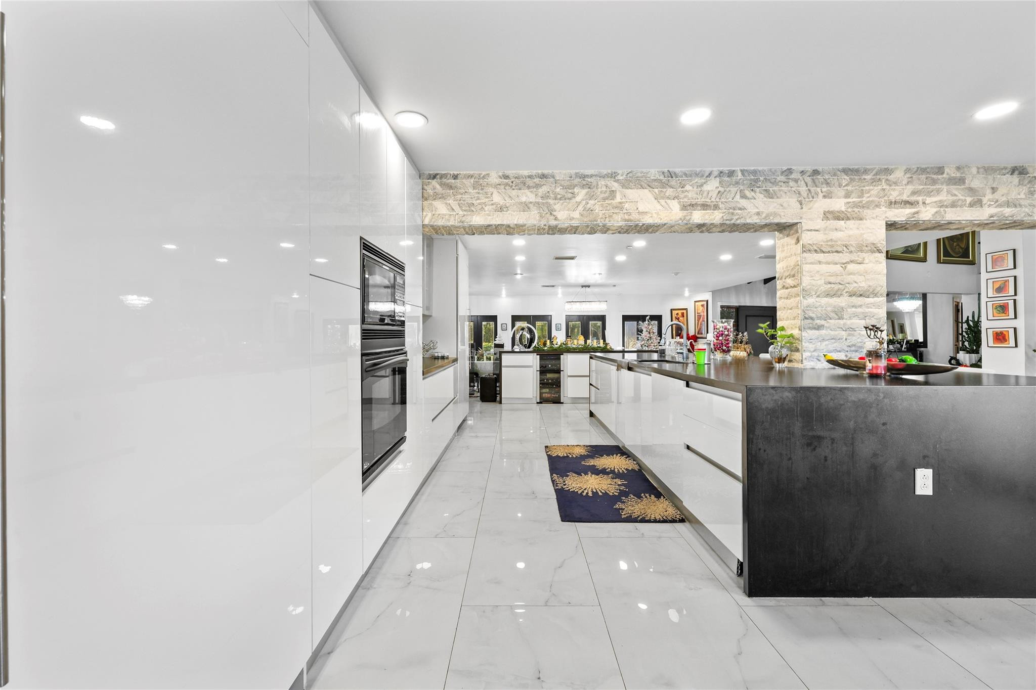 4131 NW 99TH, Coral Springs FL 33065