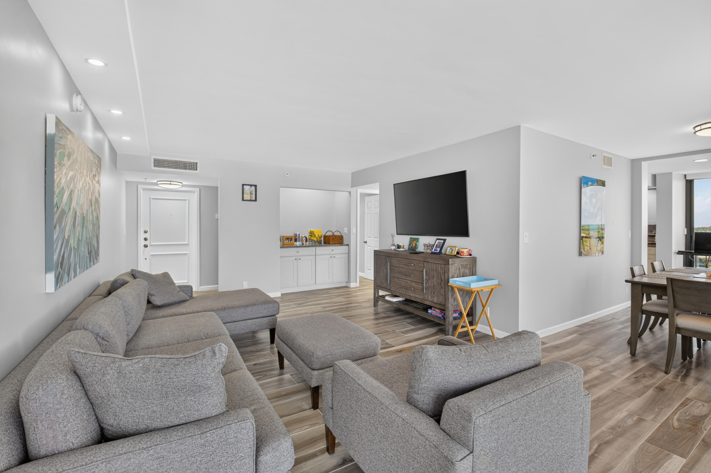7738 Lakeside #371, Boca Raton FL 33434