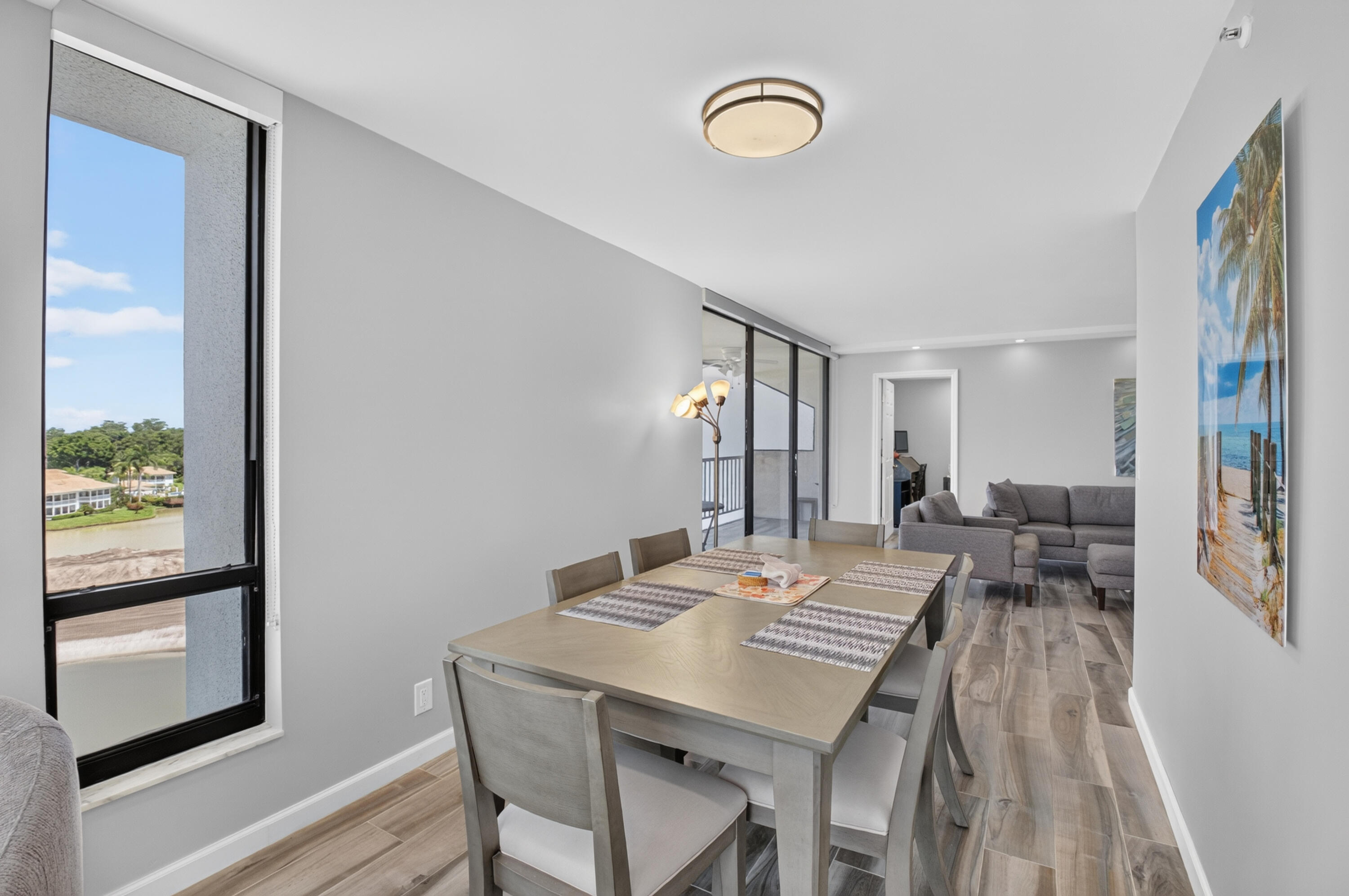 7738 Lakeside #371, Boca Raton FL 33434